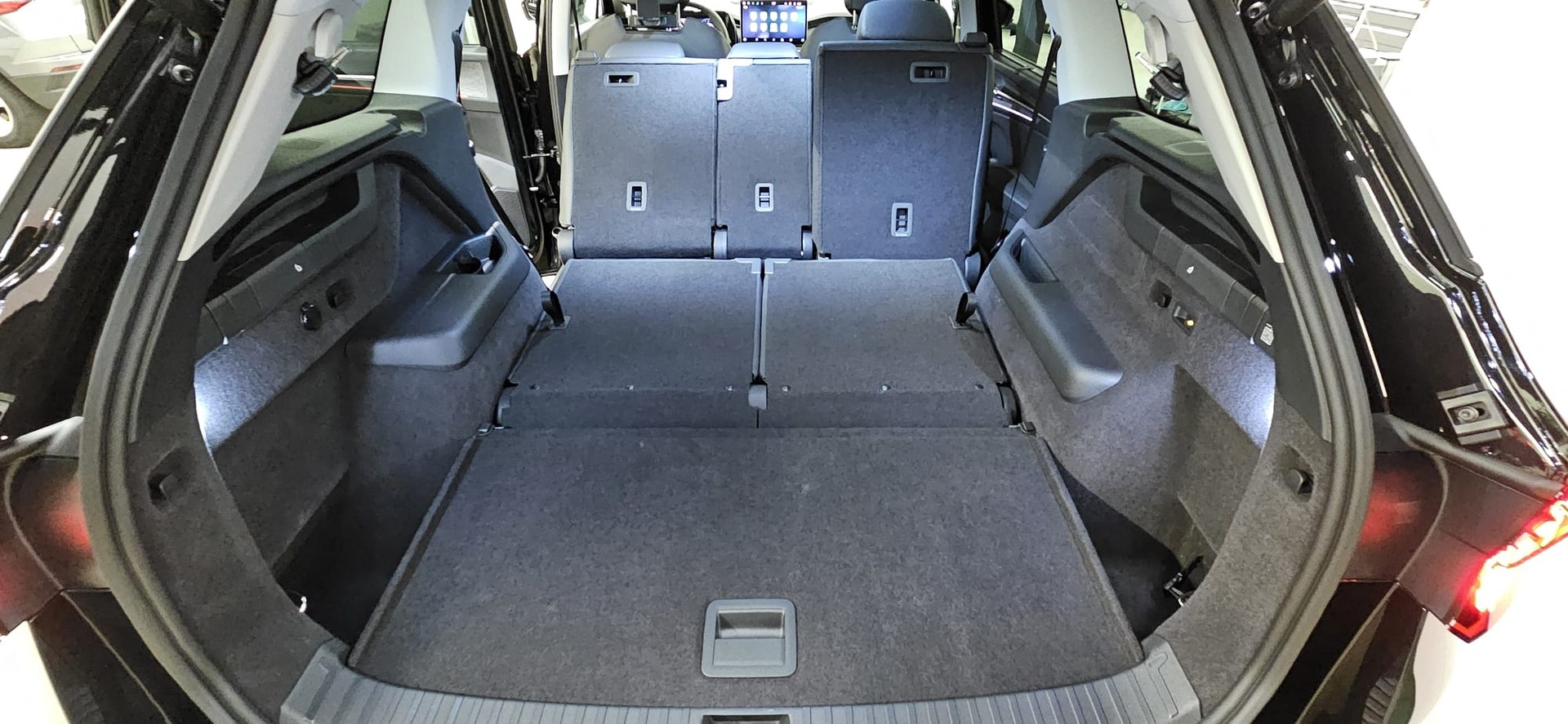 SKODA Skoda Kodiaq 2.0 TSI 4x4 Dynamic-image-16