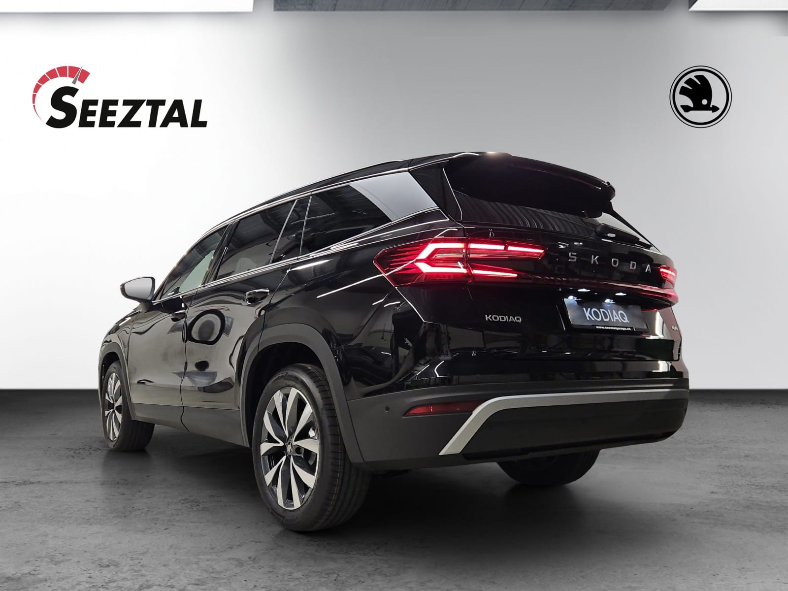 SKODA Skoda Kodiaq 2.0 TSI 4x4 Dynamic-image-3