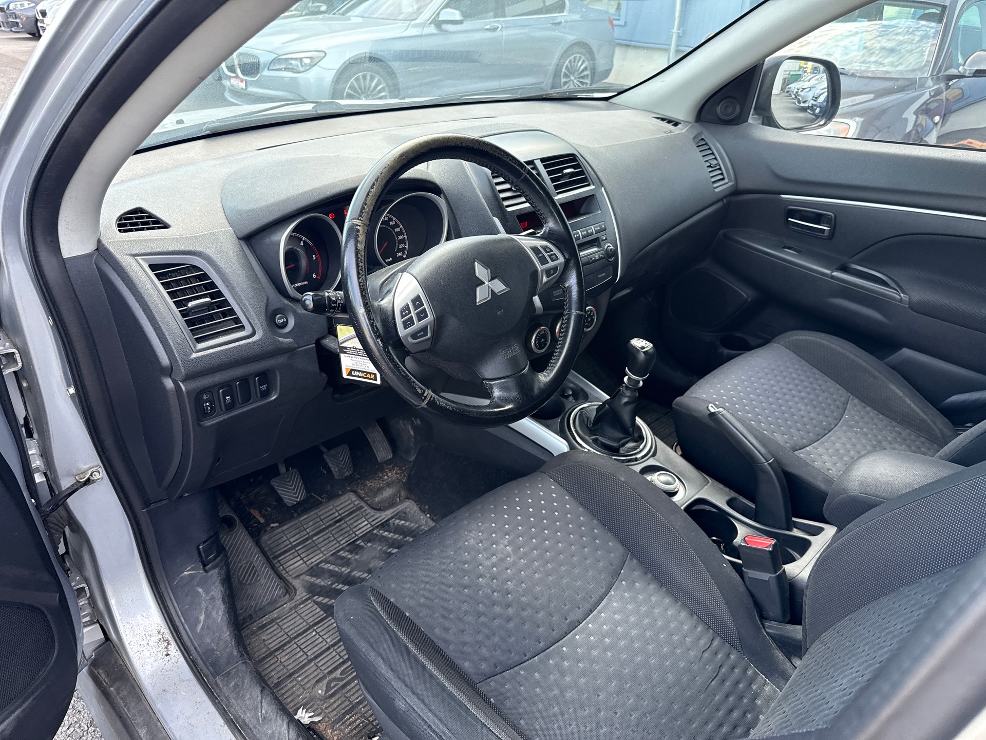 MITSUBISHI ASX 1.8 DID Instyle 4WD-image-6