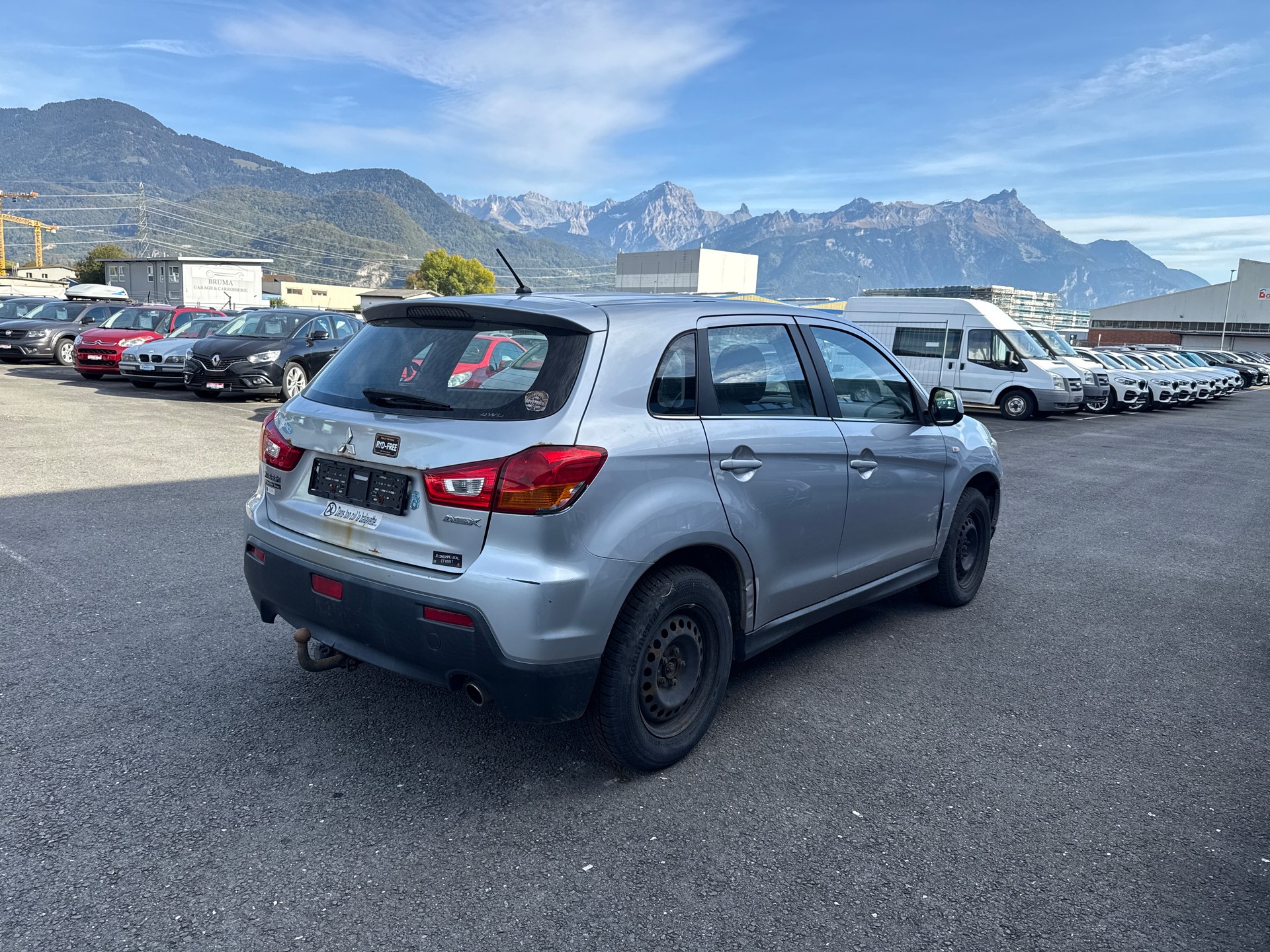 MITSUBISHI ASX 1.8 DID Instyle 4WD-image-3