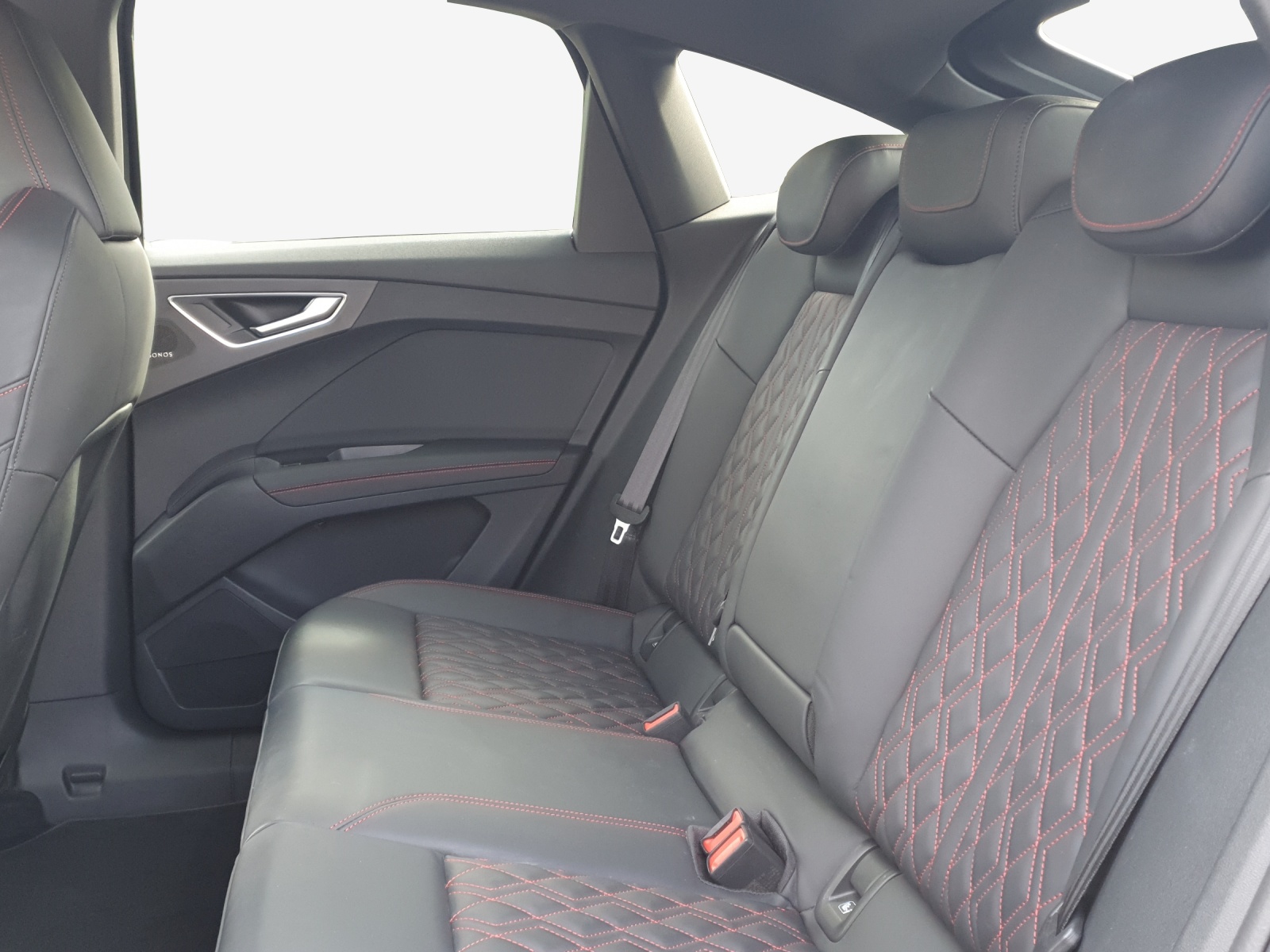 AUDI Q4 Sportback e-tron 50 quattro-image-11