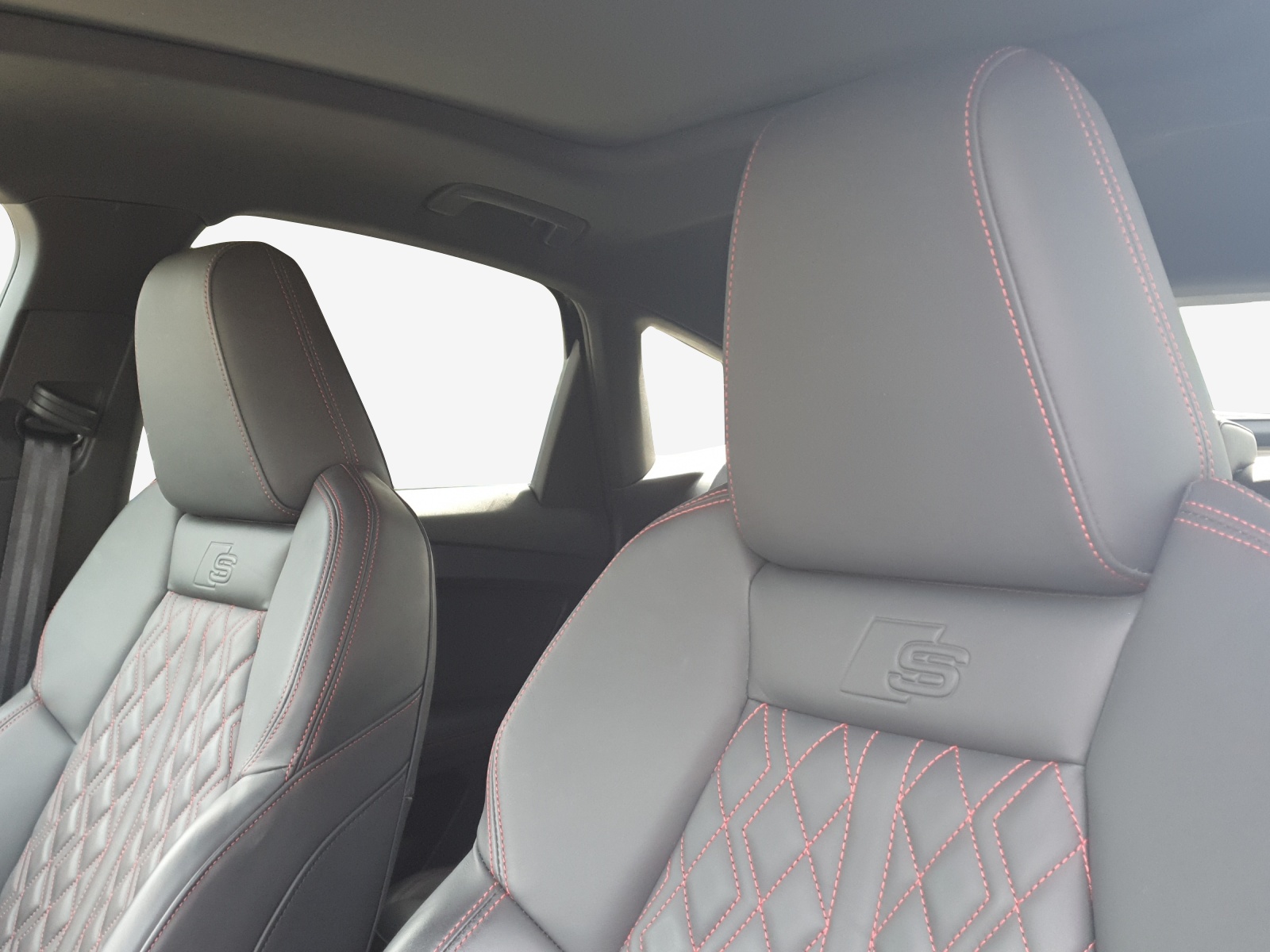 AUDI Q4 Sportback e-tron 50 quattro-image-14
