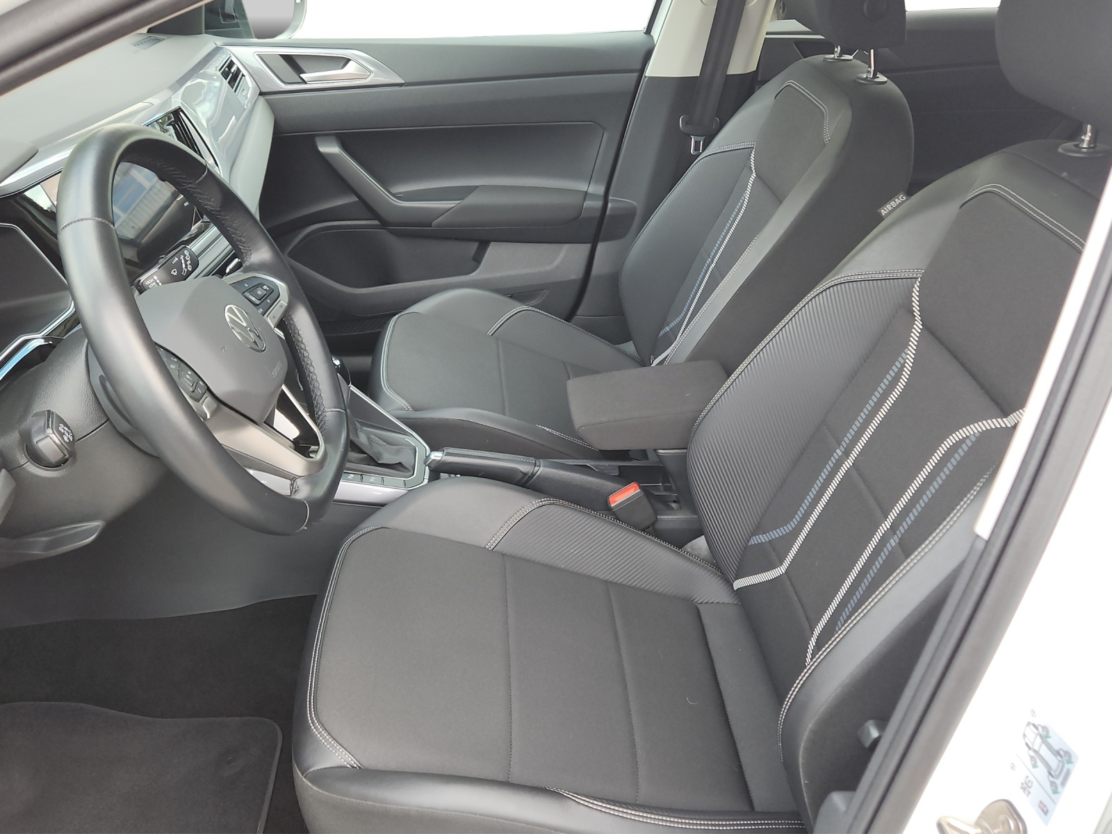 VW Taigo 1.0 TSI Style DSG-image-8