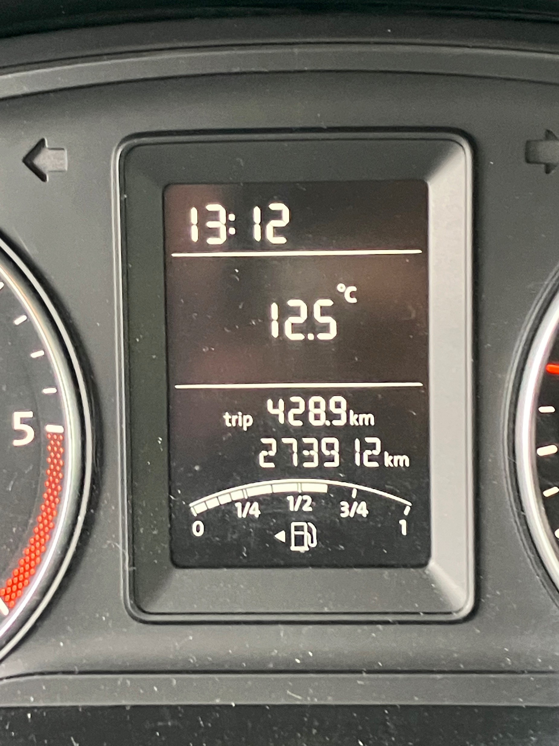 VW 2.0 TDI 140 Startline 4motion-image-5
