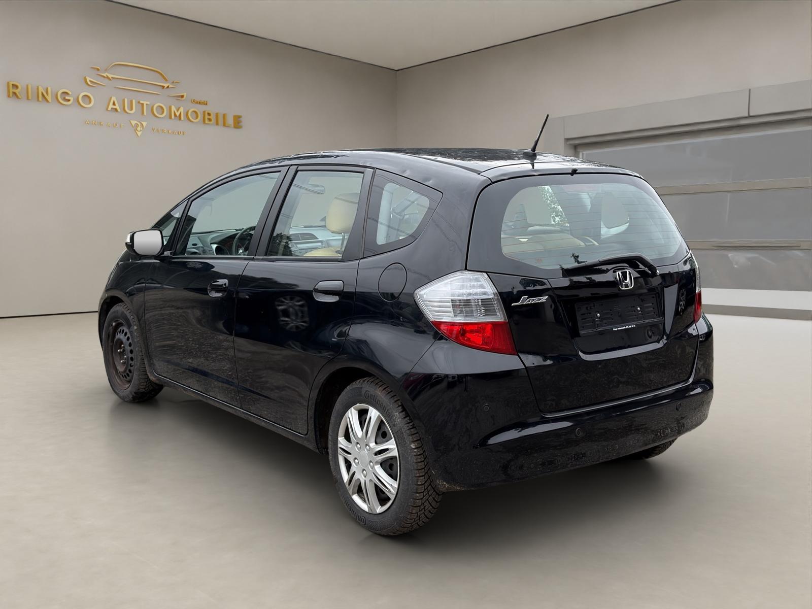 HONDA Jazz 1.4i Elegance i-Shift-image-3