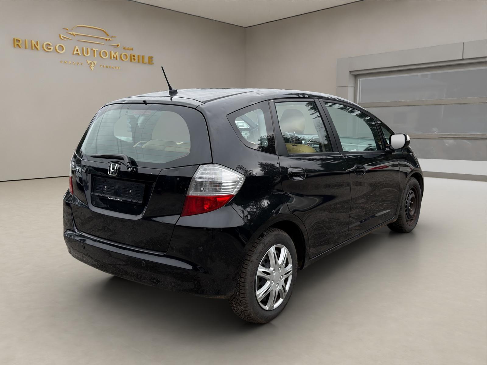 HONDA Jazz 1.4i Elegance i-Shift-image-5