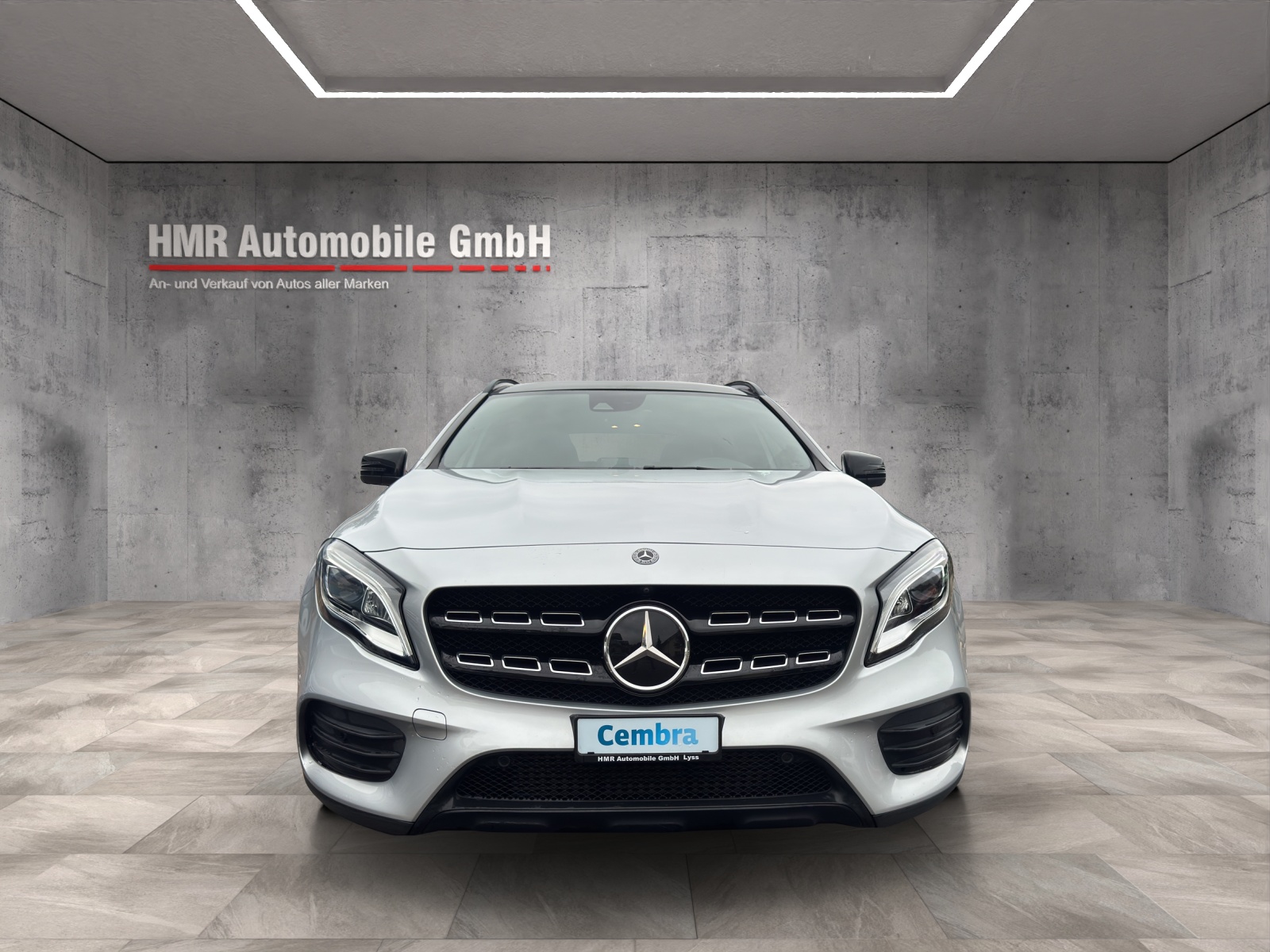 MERCEDES-BENZ GLA 250 AMG Line Swiss Star 4Matic 7G-DCT-image-3