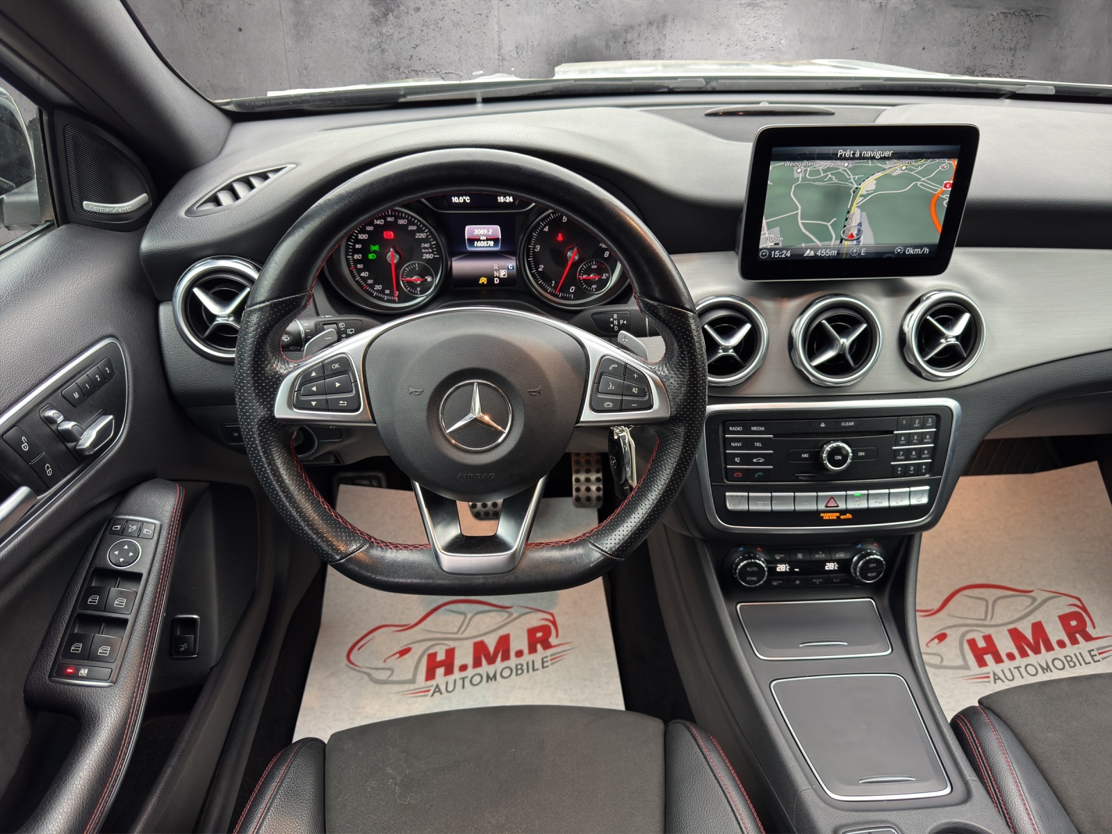 MERCEDES-BENZ GLA 250 AMG Line Swiss Star 4Matic 7G-DCT-image-10