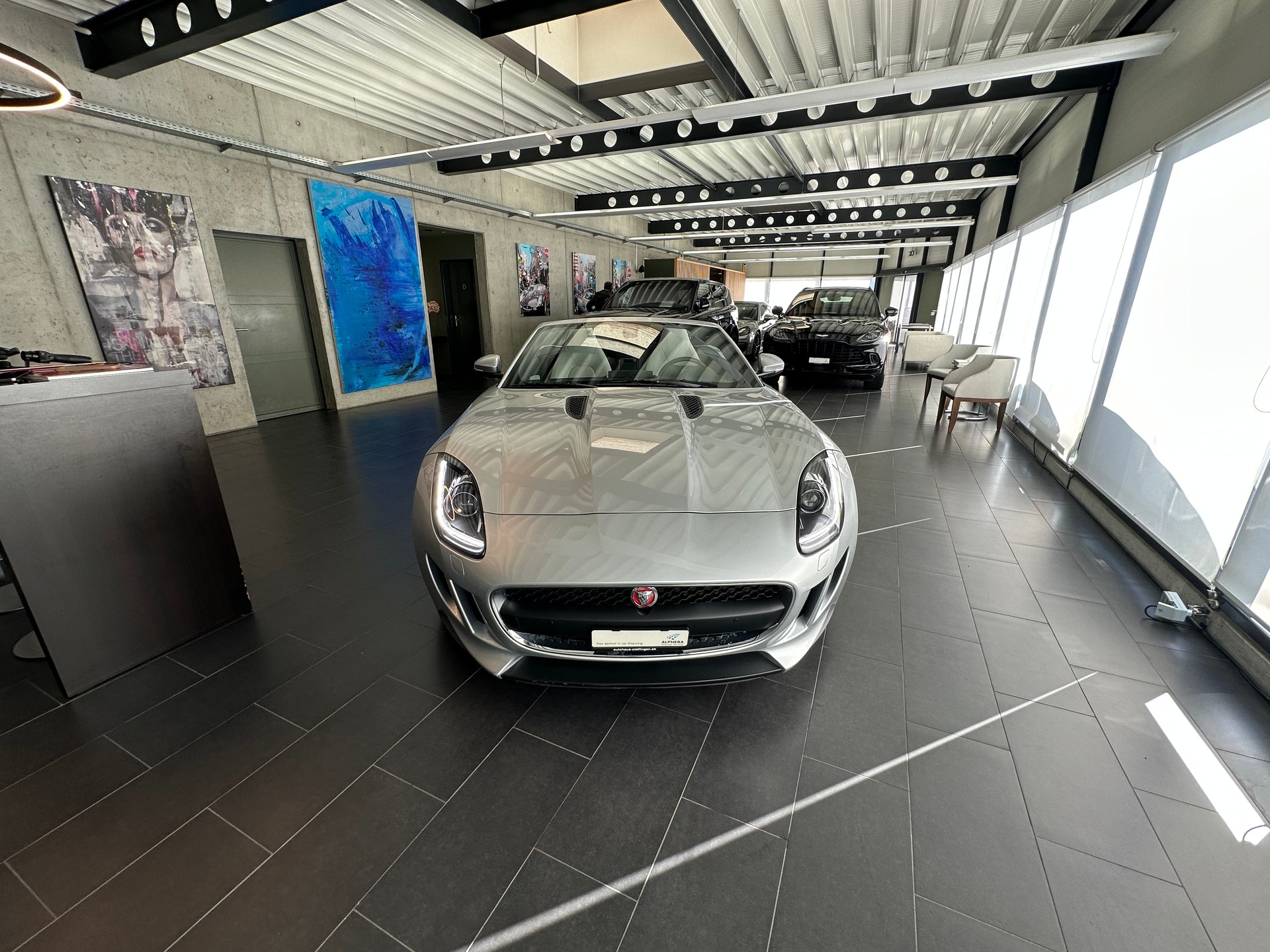 JAGUAR F-Type Convertible 3.0 V6-image-4