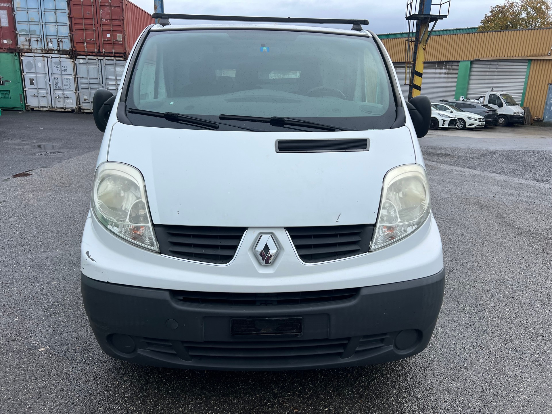 RENAULT Trafic 2.0 dCi 90 2.7t L1H1-image-1