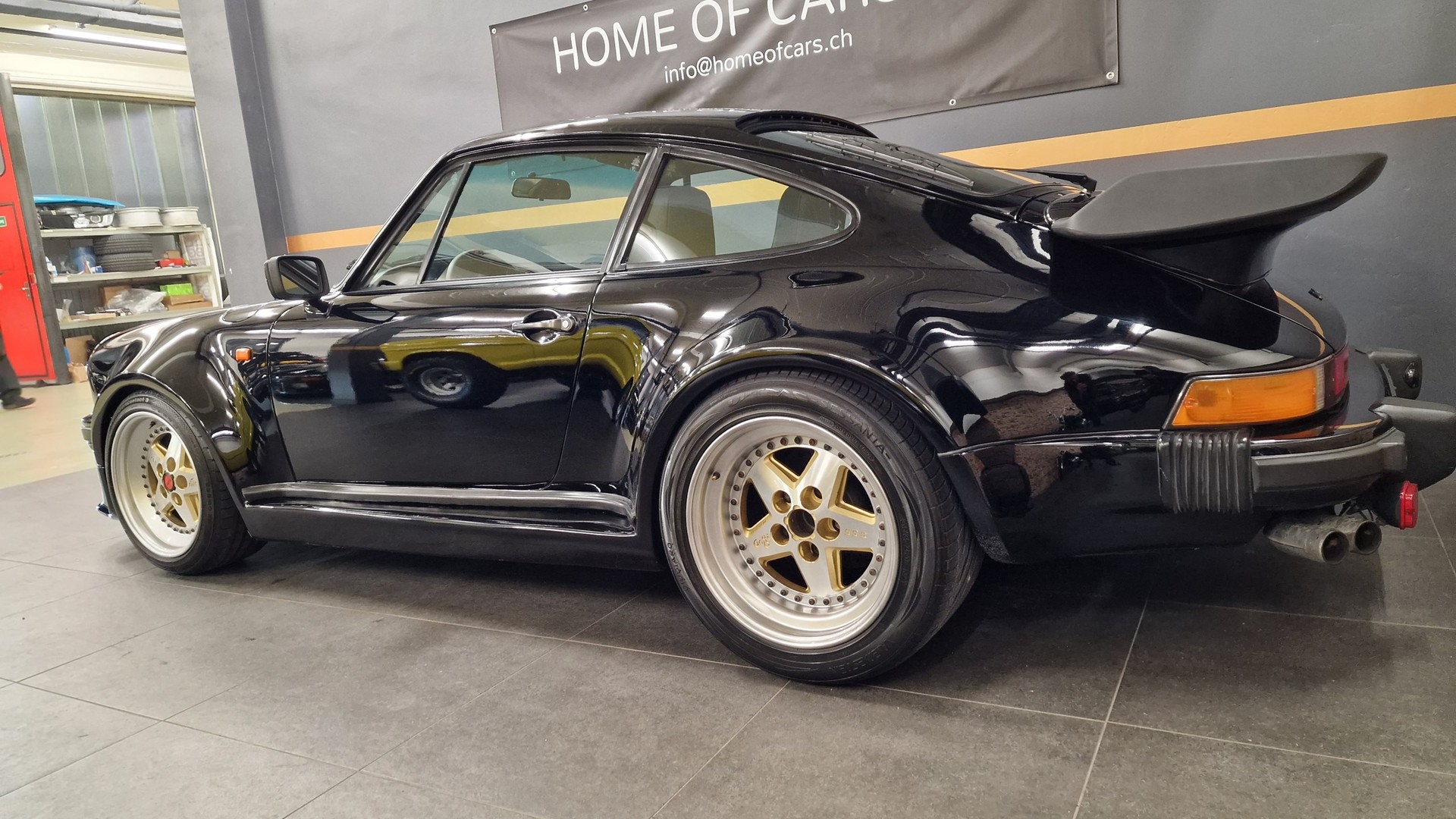 PORSCHE 911 930 3.3 Turbo-image-10
