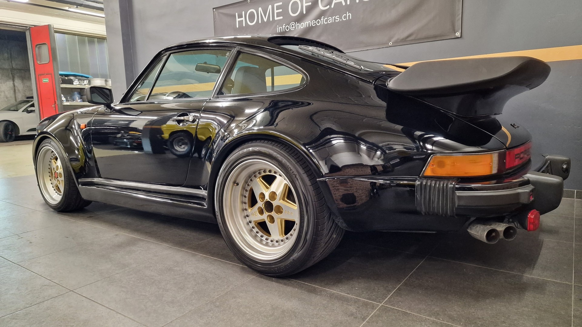PORSCHE 911 930 3.3 Turbo-image-12