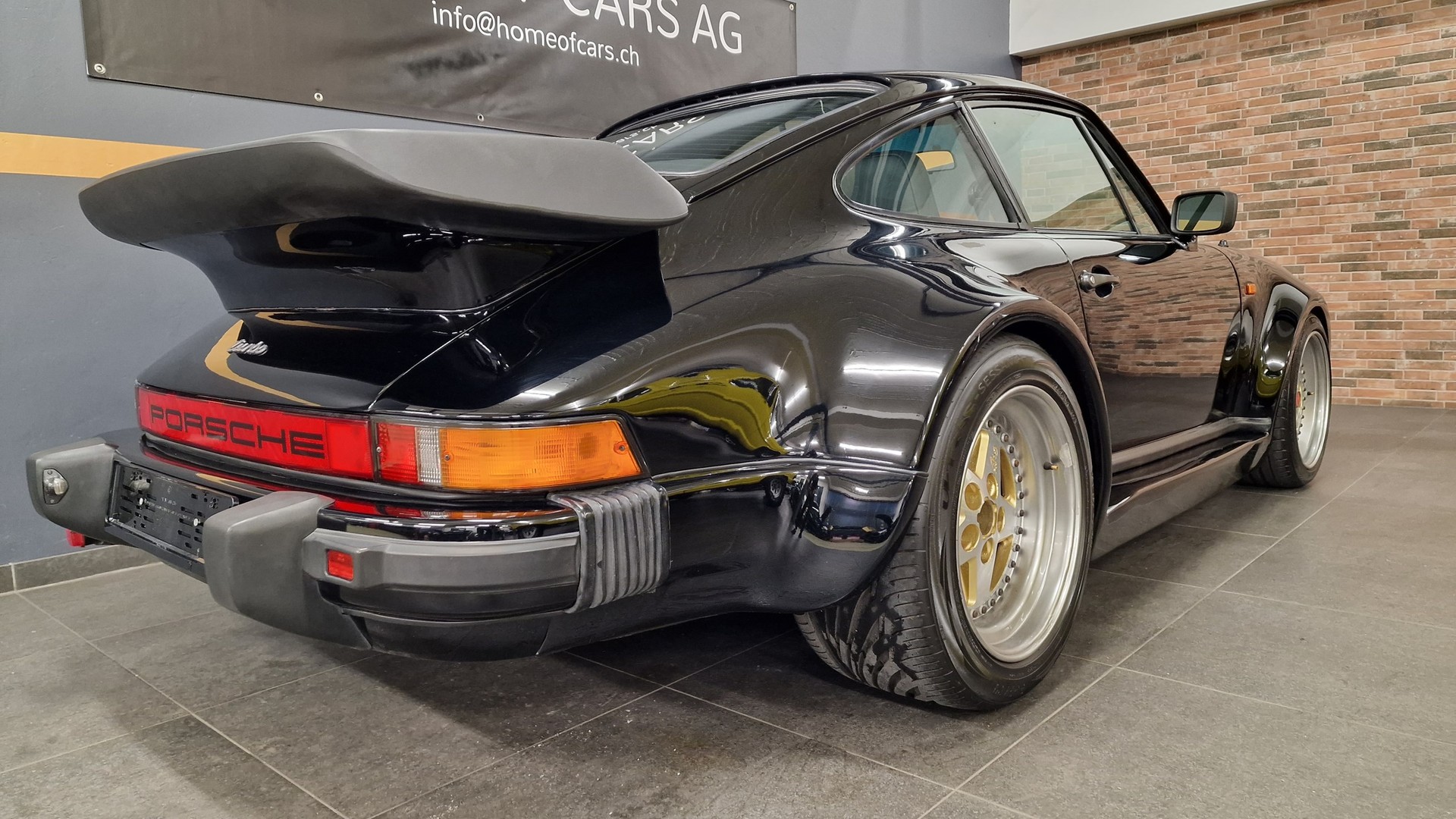 PORSCHE 911 930 3.3 Turbo-image-20
