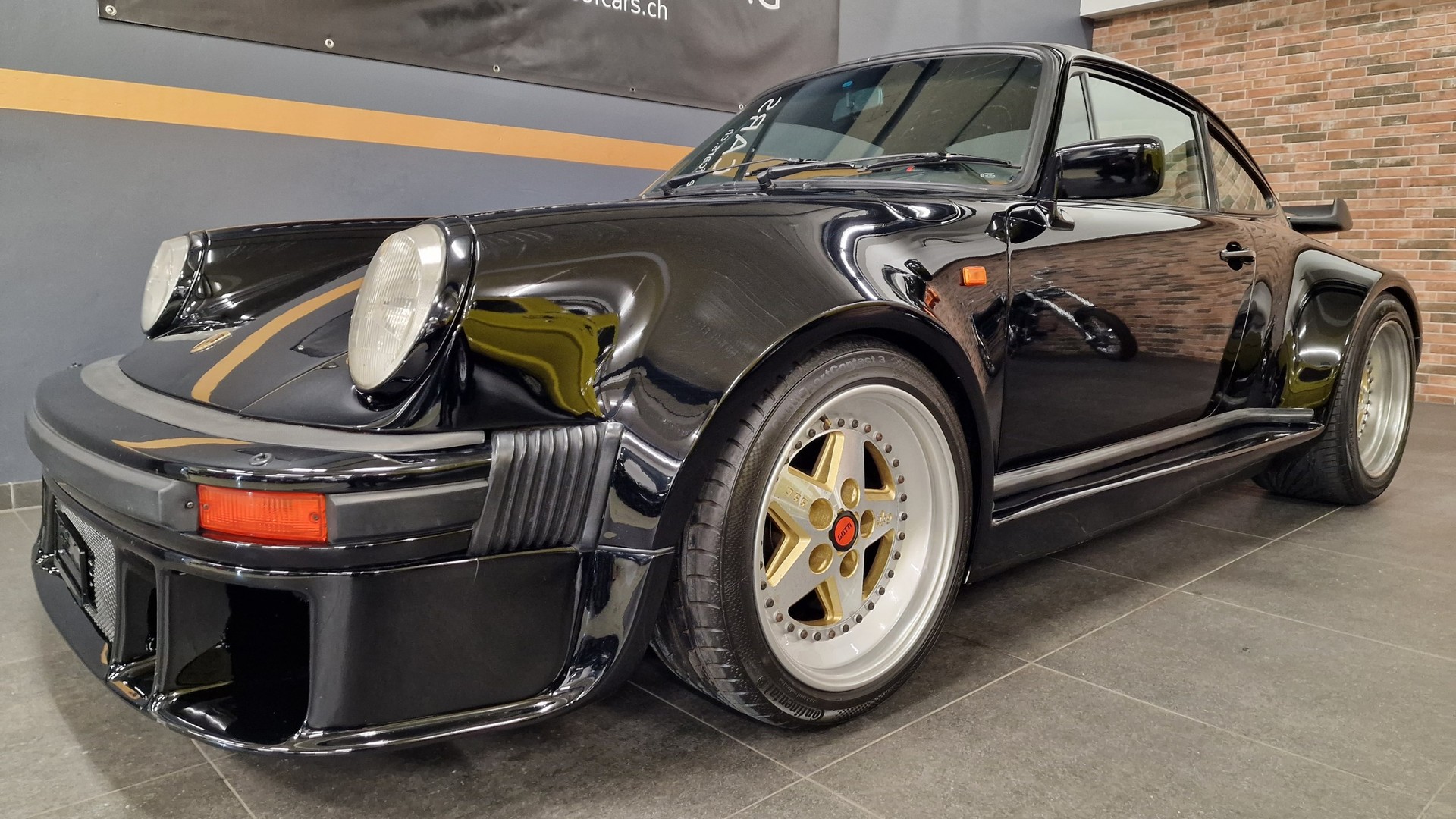 PORSCHE 911 930 3.3 Turbo-image-3