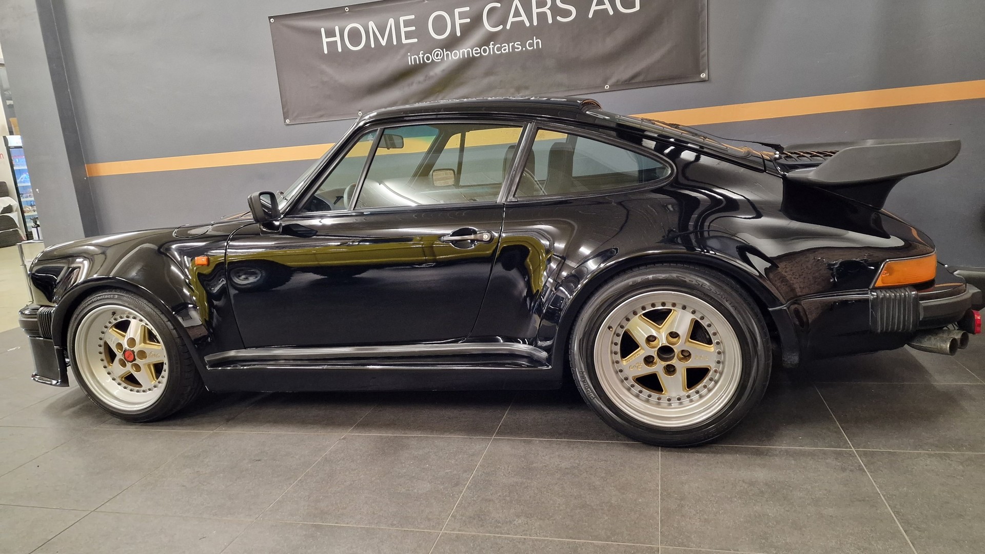 PORSCHE 911 930 3.3 Turbo-image-8