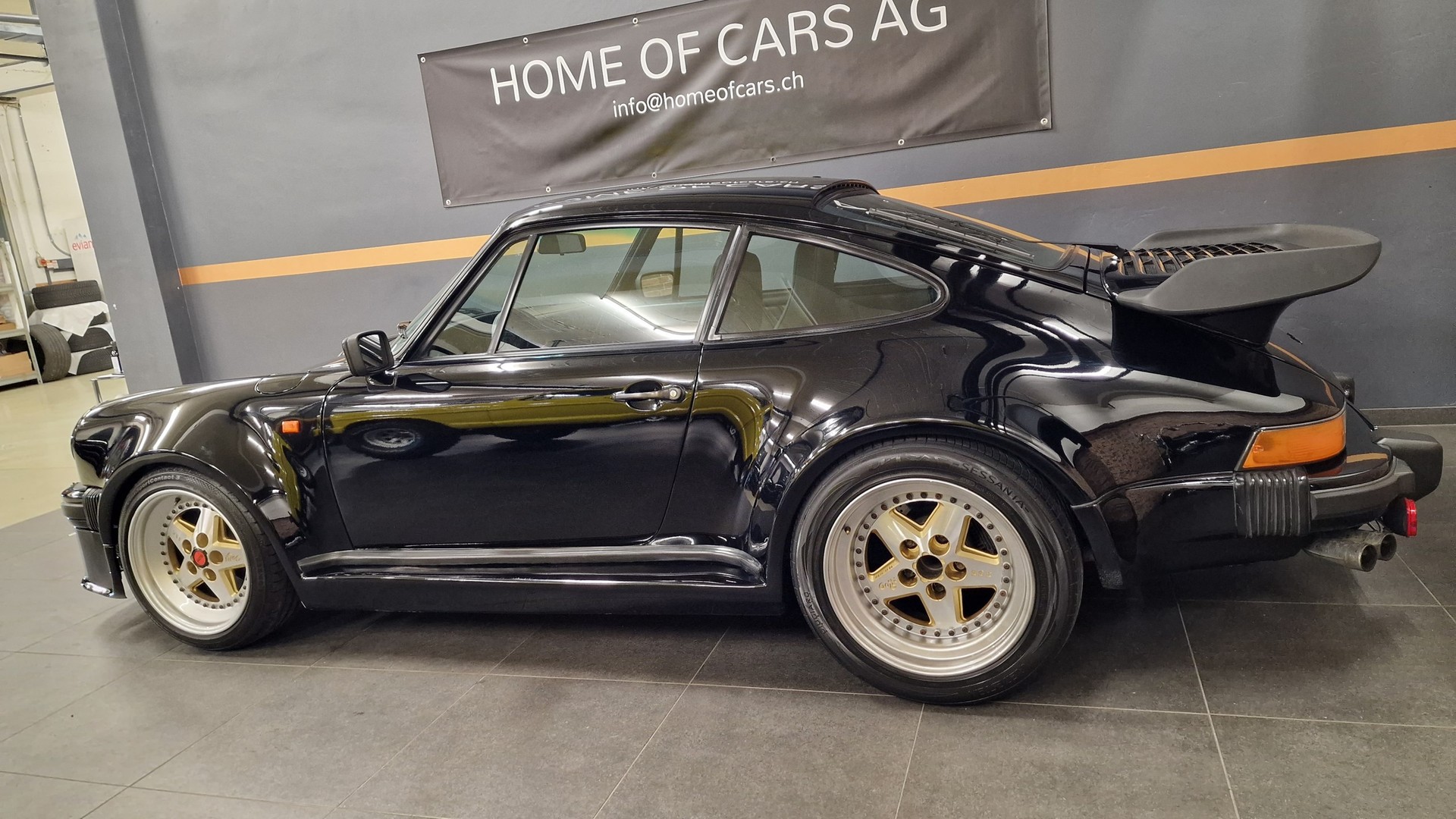 PORSCHE 911 930 3.3 Turbo-image-9