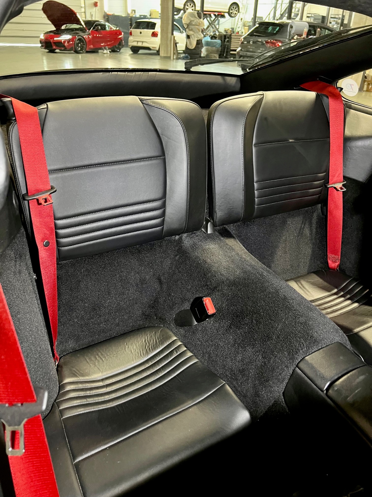 PORSCHE 911 Carrera 4 S-image-8