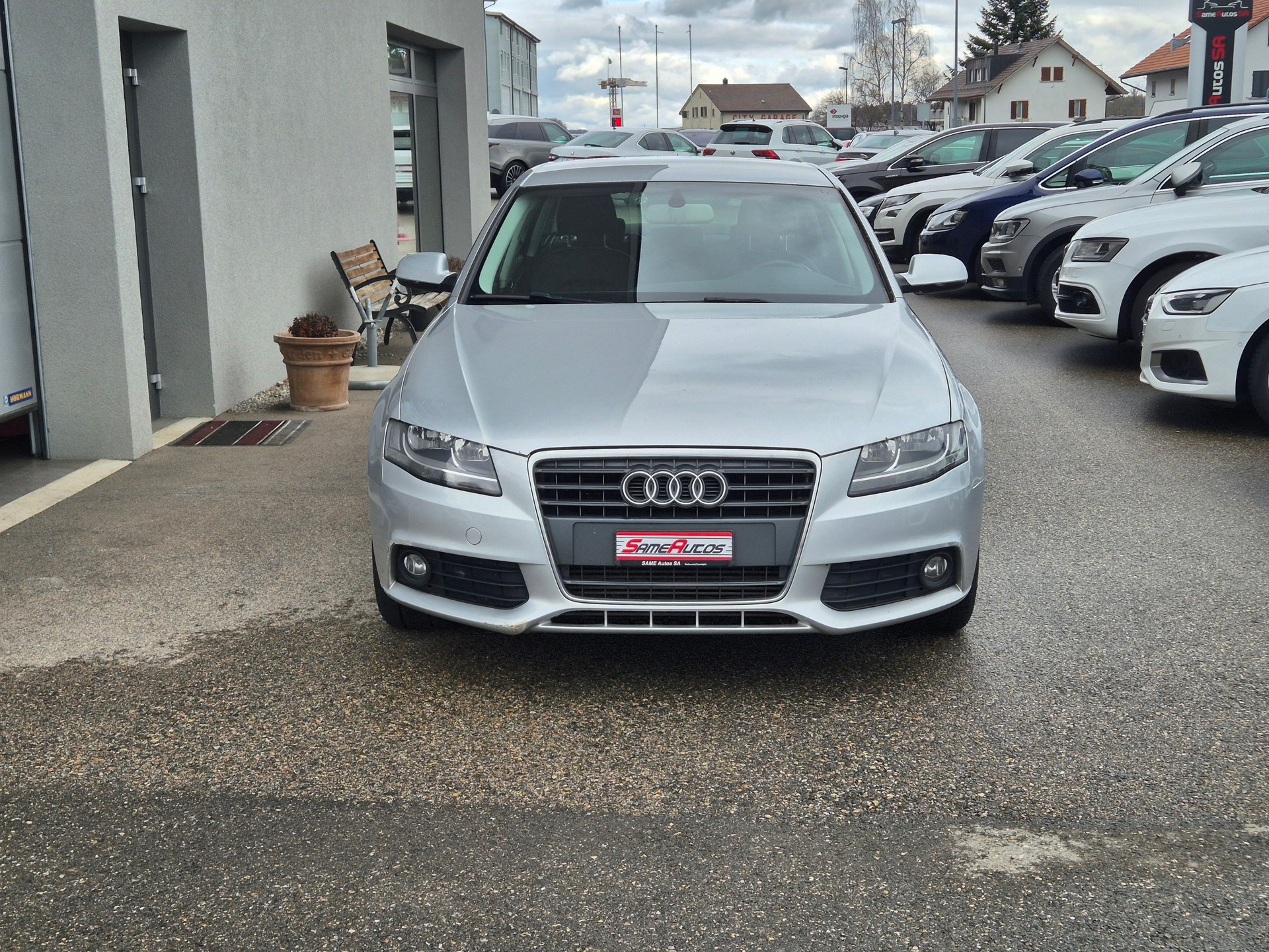 AUDI A4 2.0 TDI multitronic-image-5