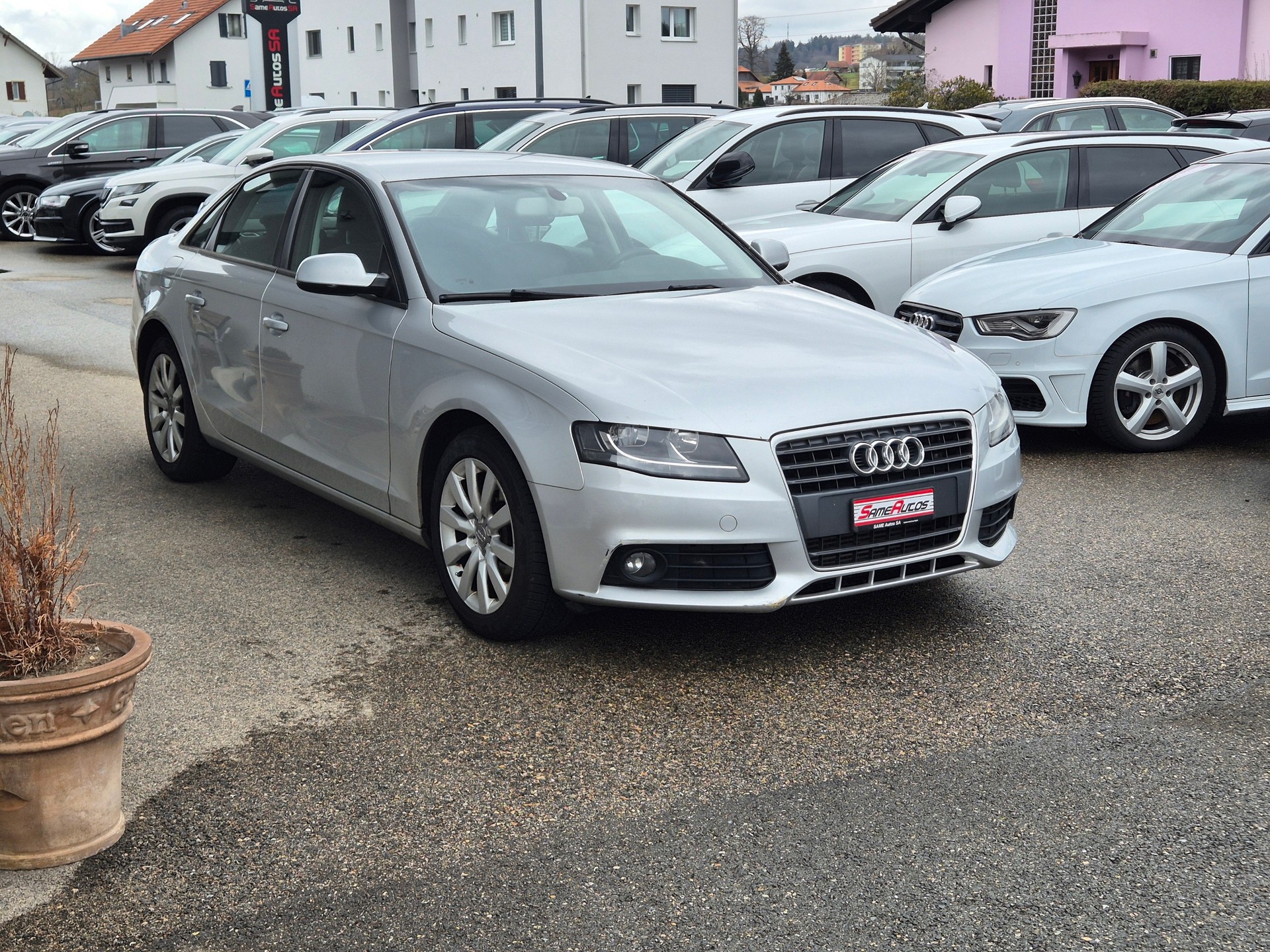 AUDI A4 2.0 TDI multitronic-image-0