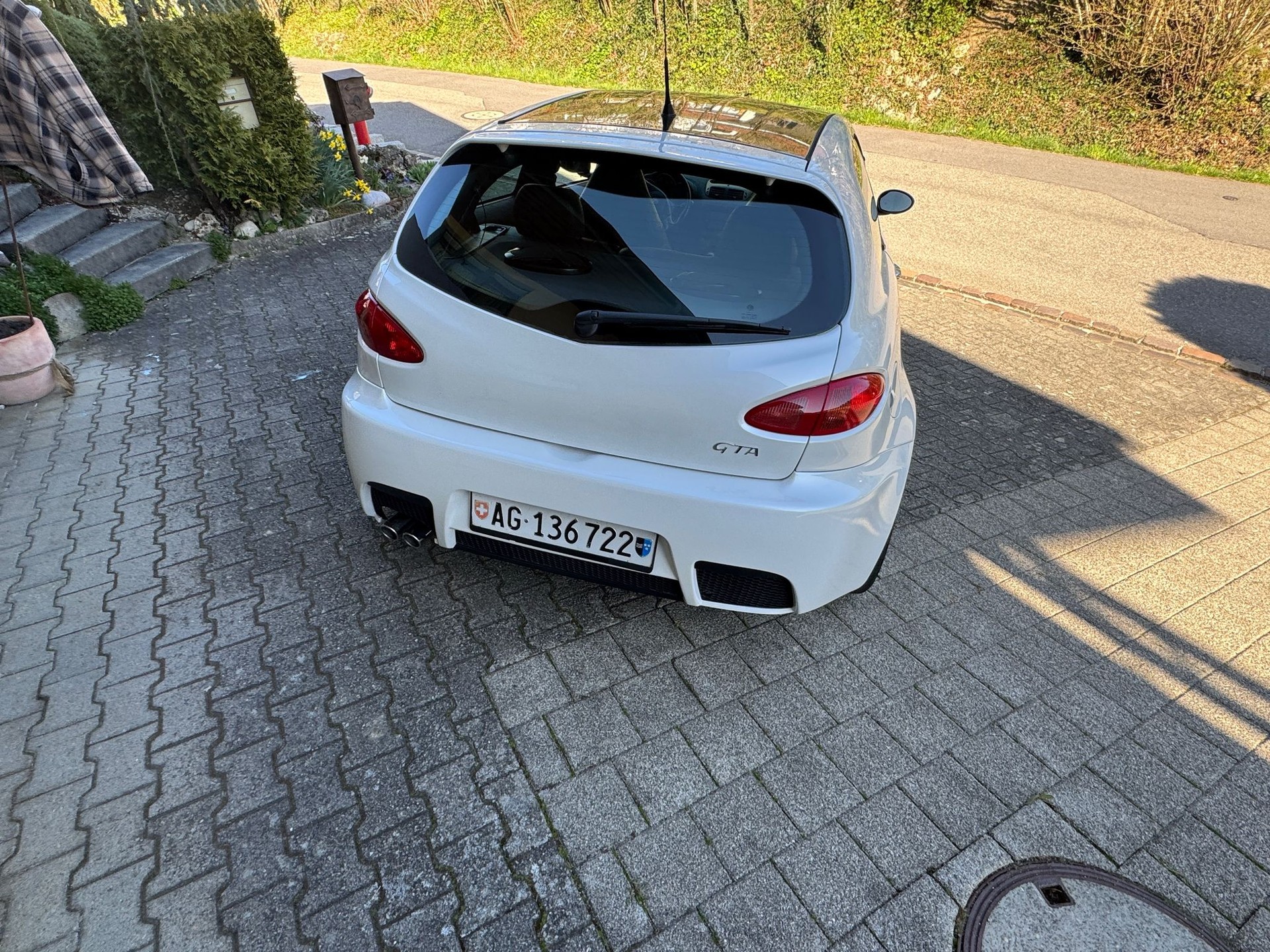 ALFA ROMEO 147 3.2 GTA-image-4