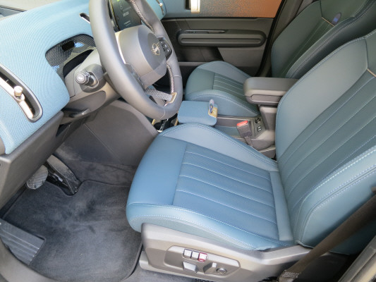 MINI Countryman S ALL4-image-10