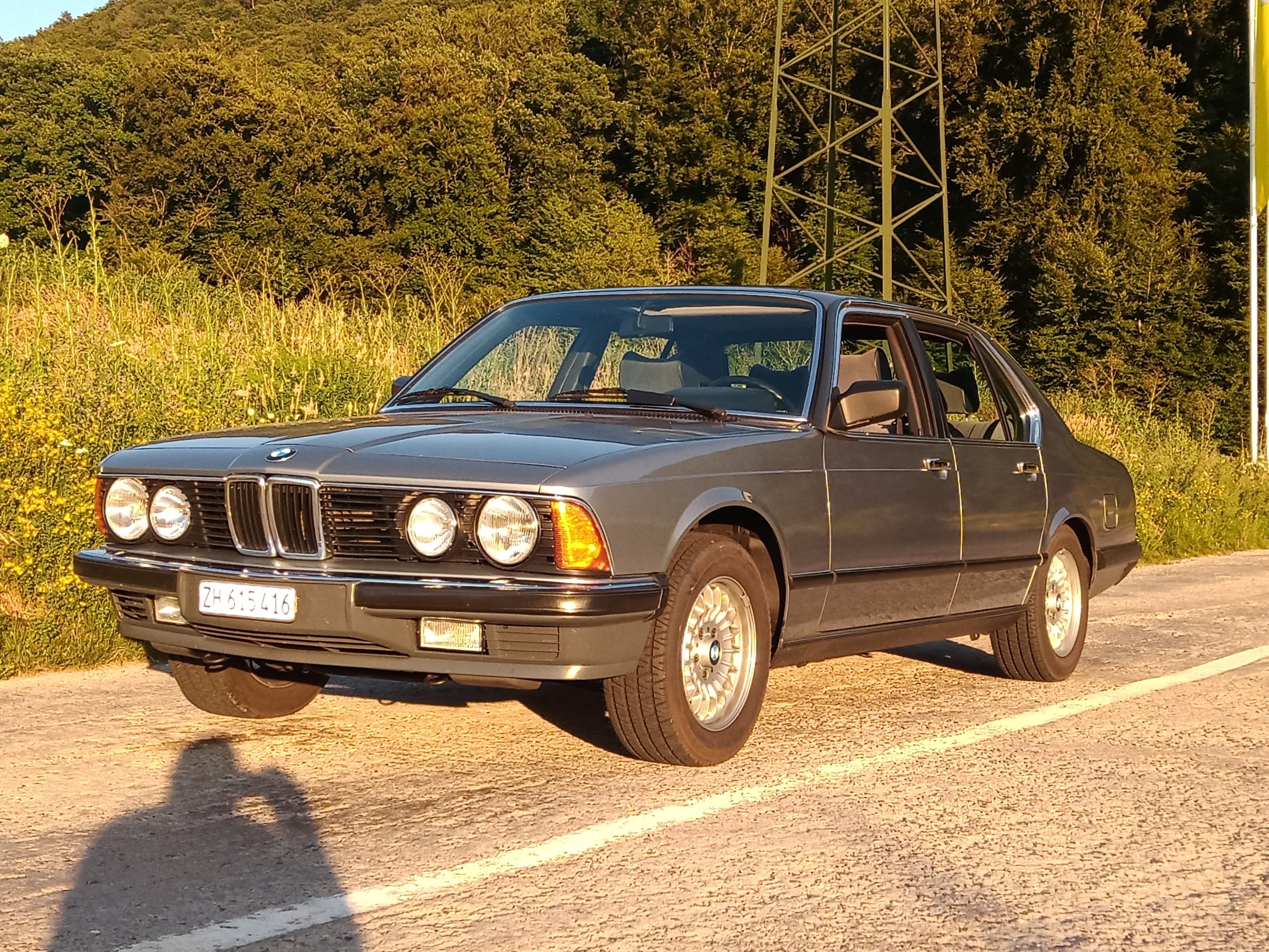 Car photo