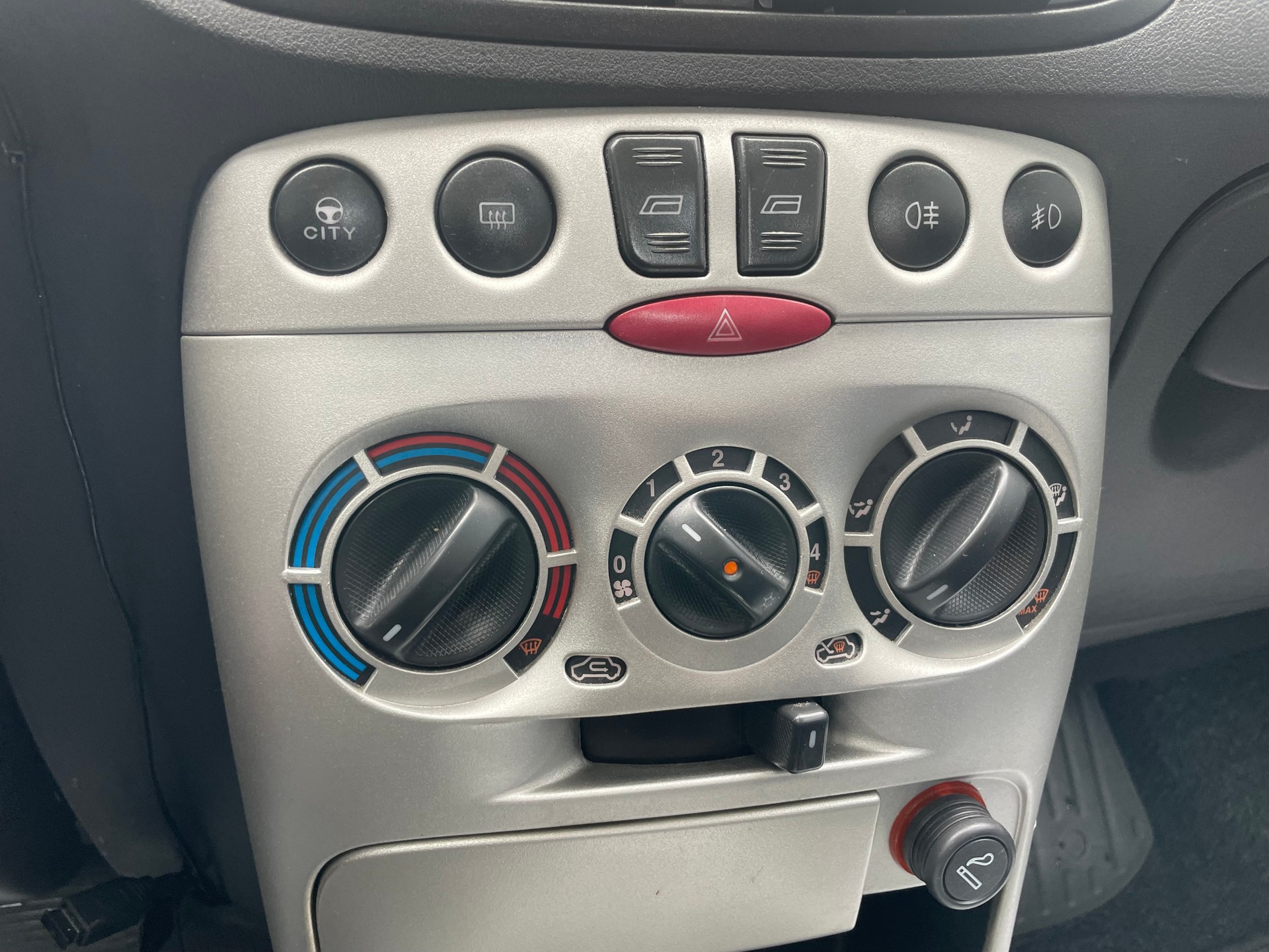 FIAT Punto 1.2 Active-image-8