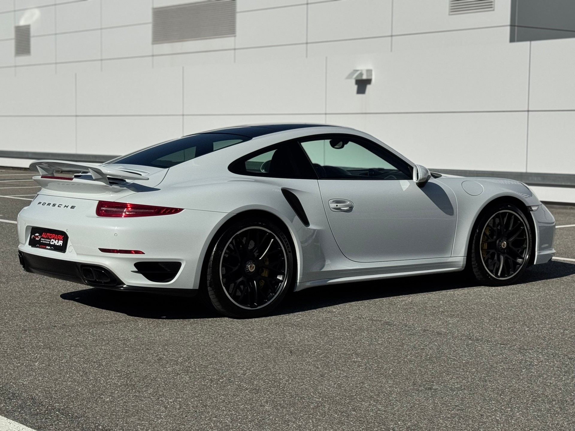 PORSCHE 911 Turbo S PDK-image-4