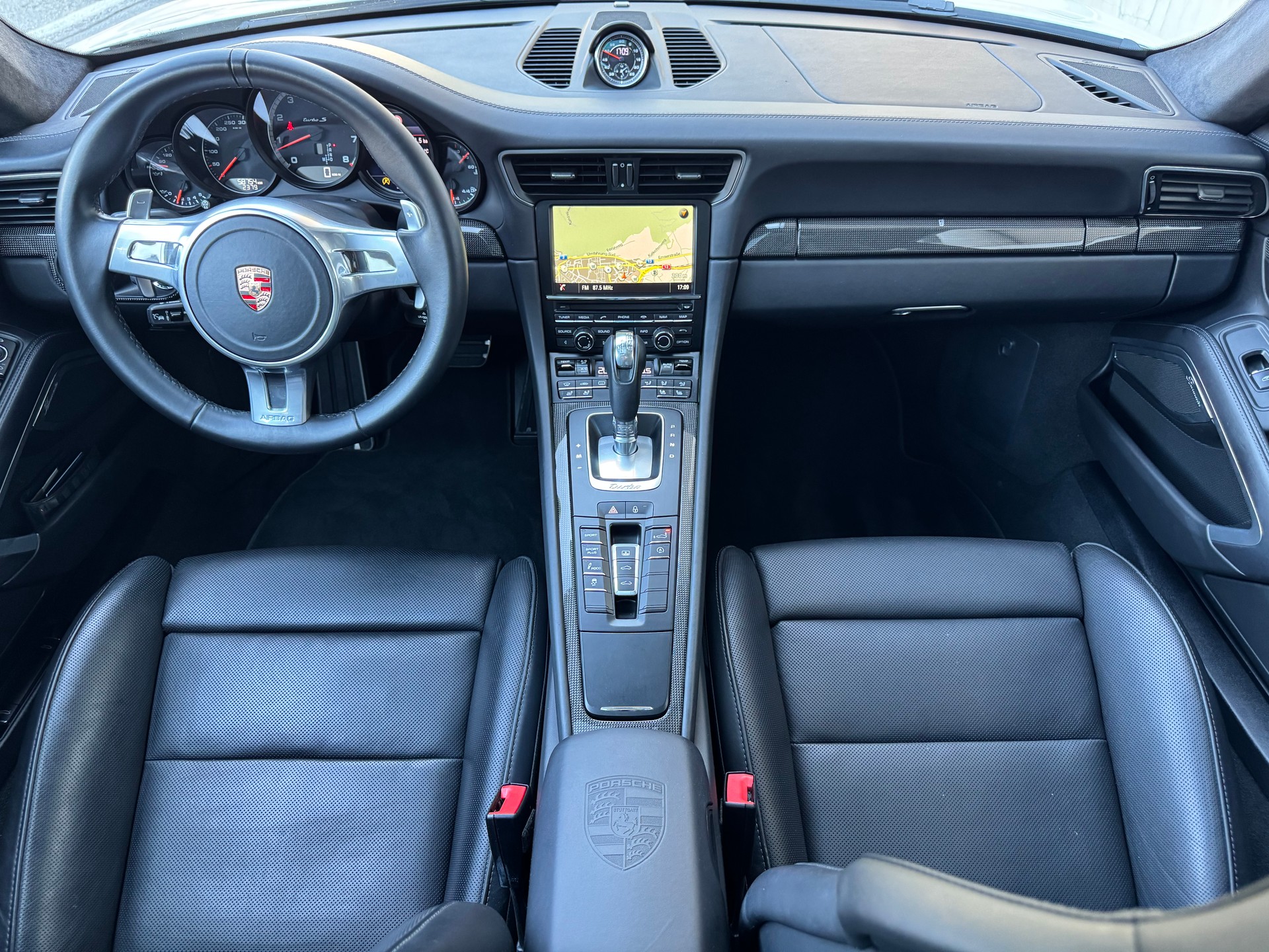 PORSCHE 911 Turbo S PDK-image-10
