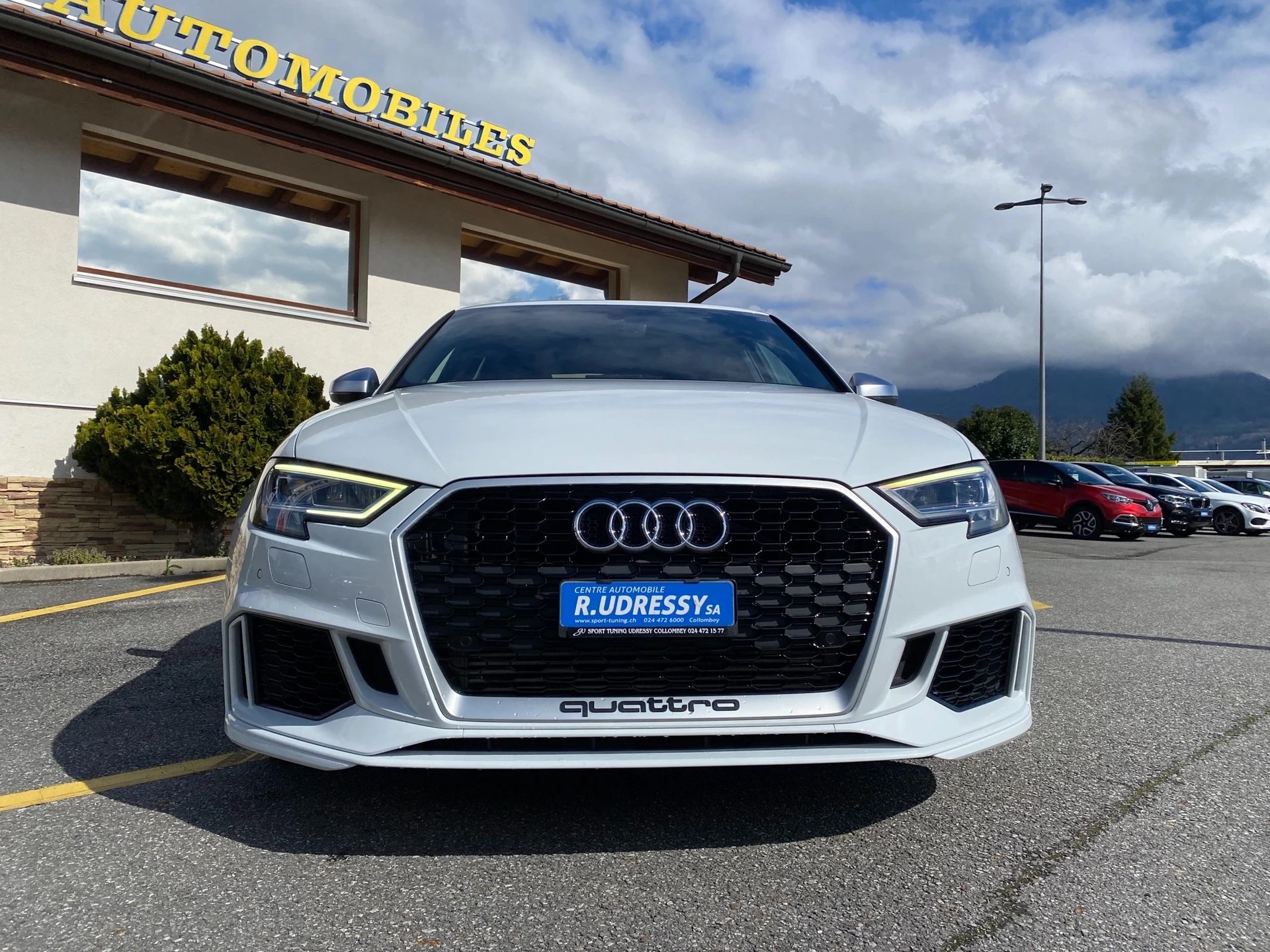 AUDI RS3 Sportback 2.5 TSI quattro S-tronic-image-7