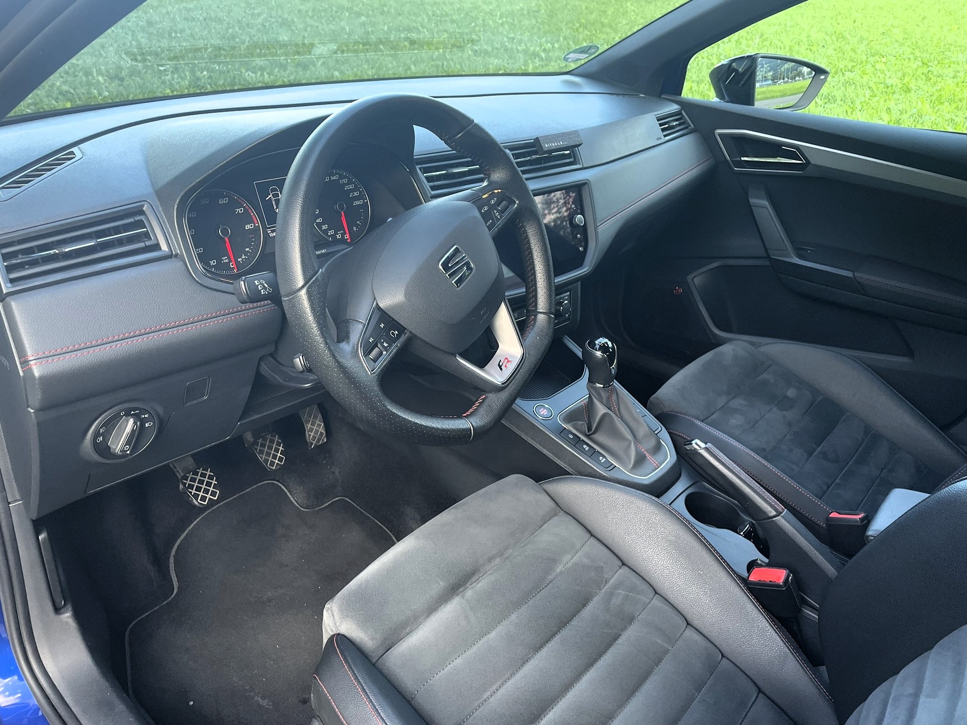 SEAT Ibiza 1.5 TSI EVO FR-image-3