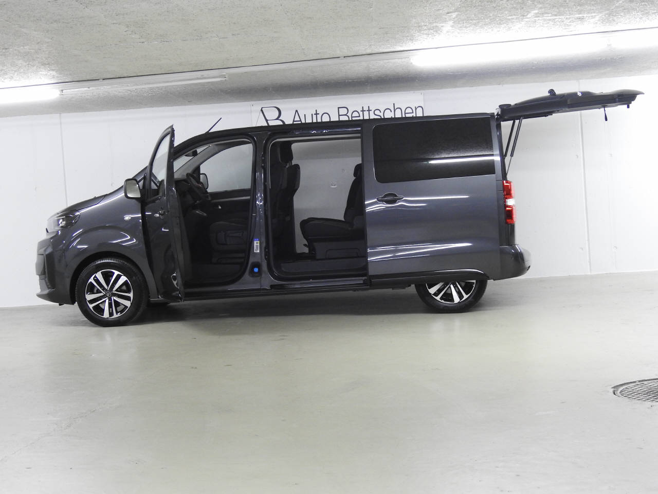 CITROEN Spacetourer M 2.0 BlueHDi 180 You S/S-image-12