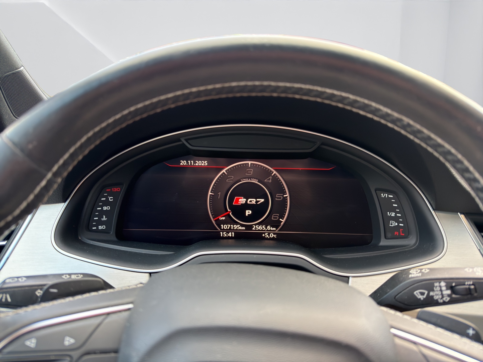 AUDI SQ7 4.0 V8 TDI quattro T-Tronic-image-18