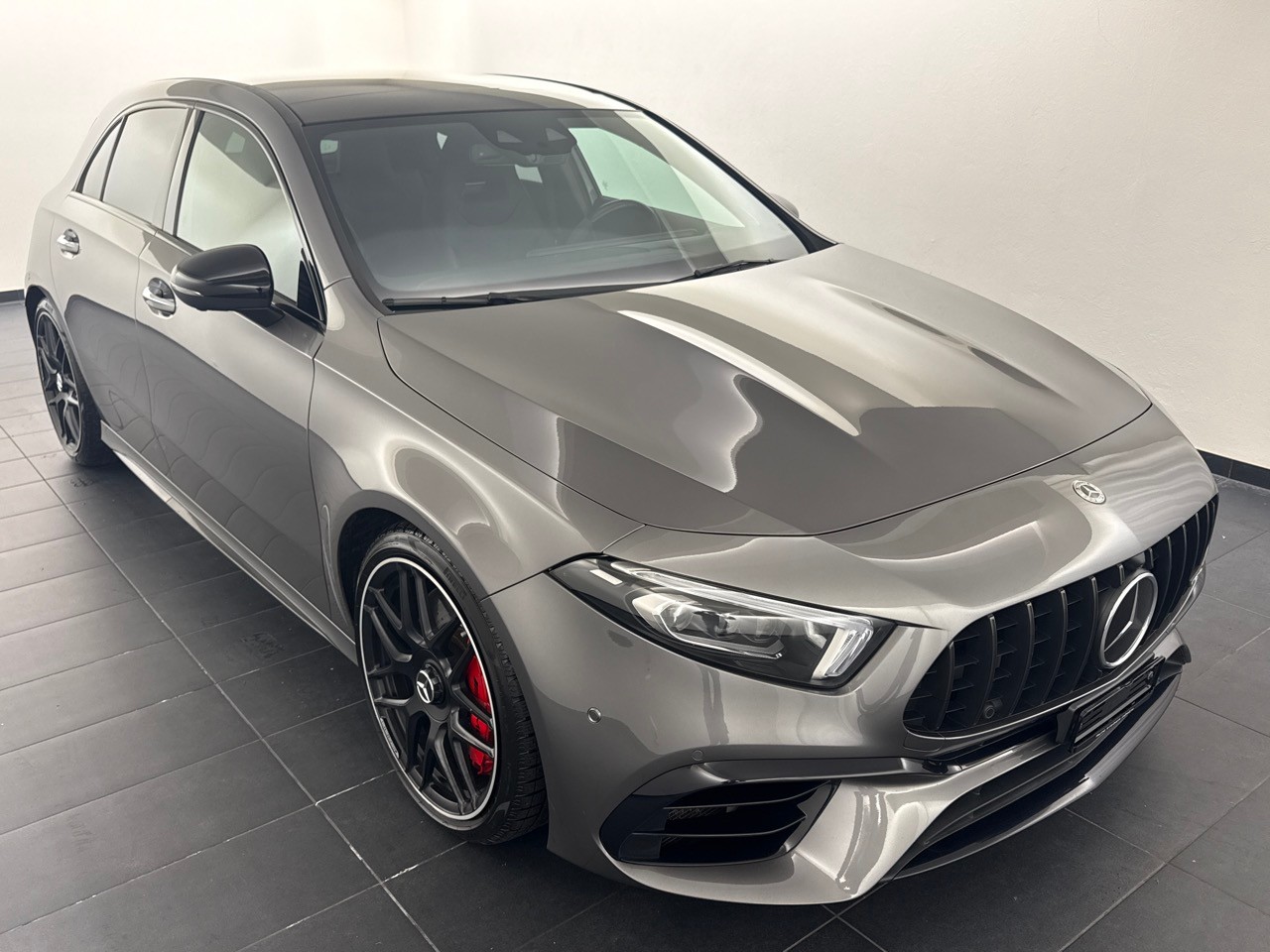 MERCEDES-BENZ A 45 S AMG 4Matic+-image-3