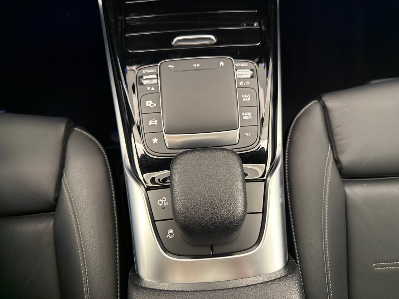 MERCEDES-BENZ A 45 S AMG 4Matic+-image-13