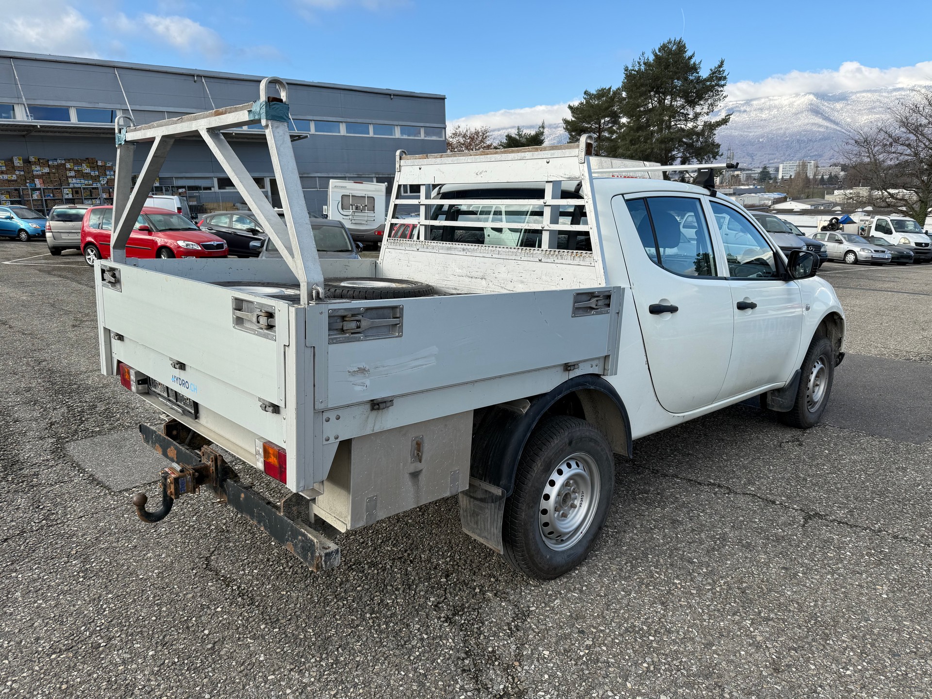 MITSUBISHI L 200 2.5 DID Invite Double Cab-image-3