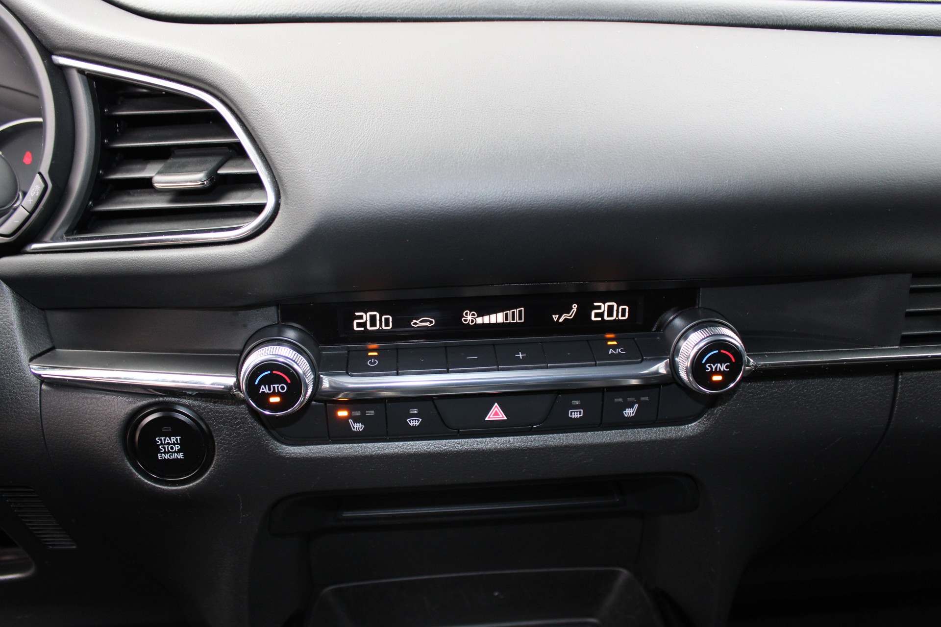 MAZDA CX-30 SKYACTIV-X 186 M Hybrid AWD Homura Automat-image-12