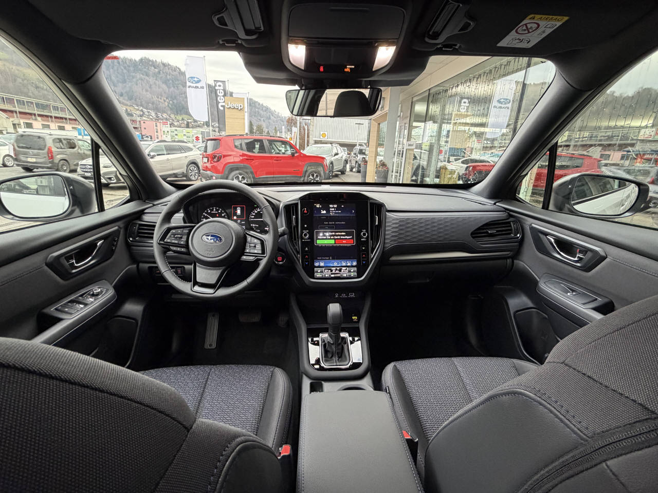 SUBARU Forester Station 2.0i e-Boxer Swiss Plus-image-7