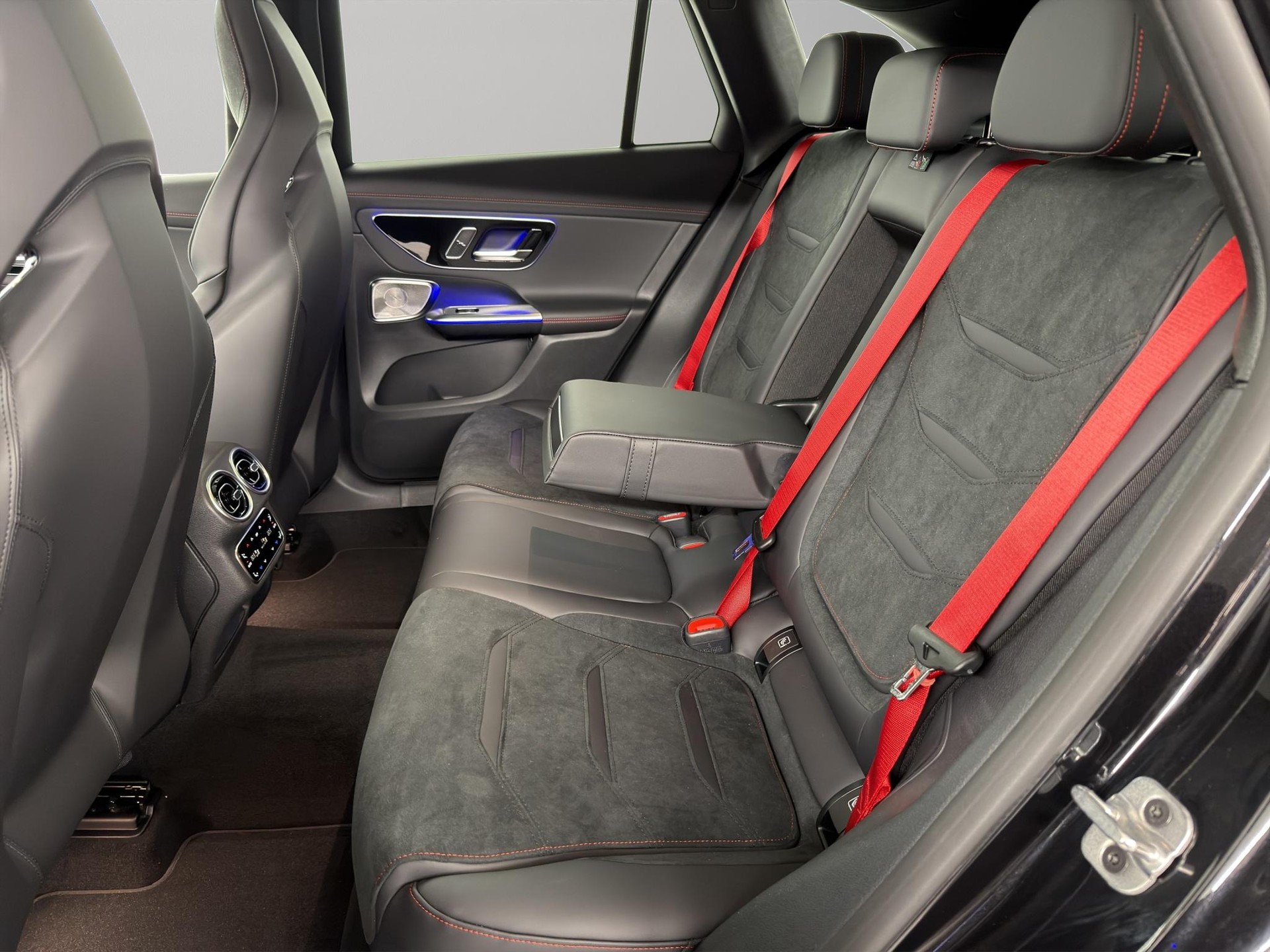 MERCEDES-BENZ GLC 43 AMG Executive Edition 4matic-image-7