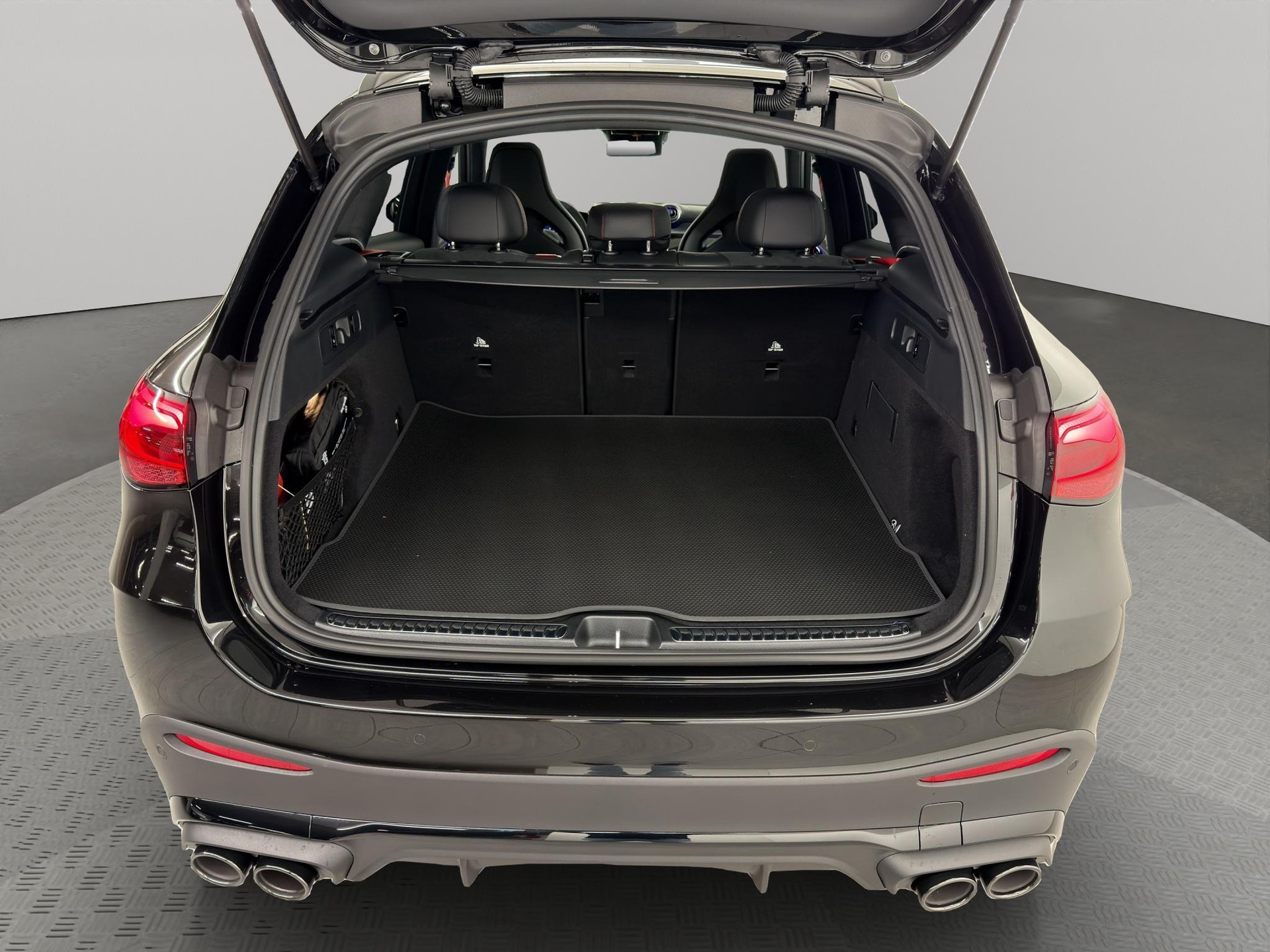 MERCEDES-BENZ GLC 43 AMG Executive Edition 4matic-image-4