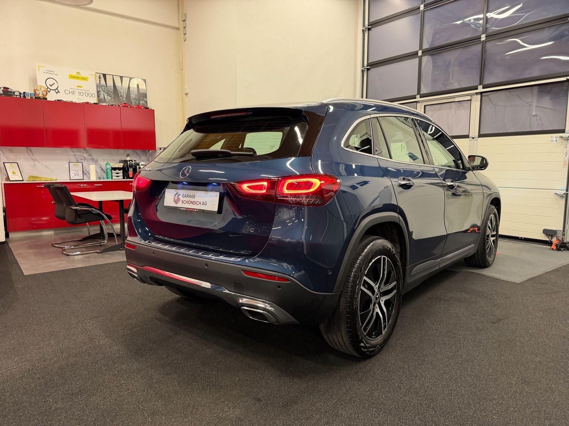 MERCEDES-BENZ GLA 200 Progressive-image-4