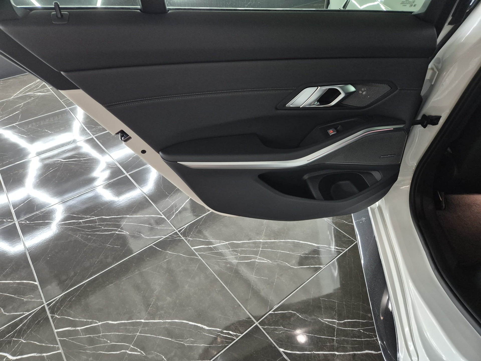BMW M3 Touring xDrive Competition M-image-20