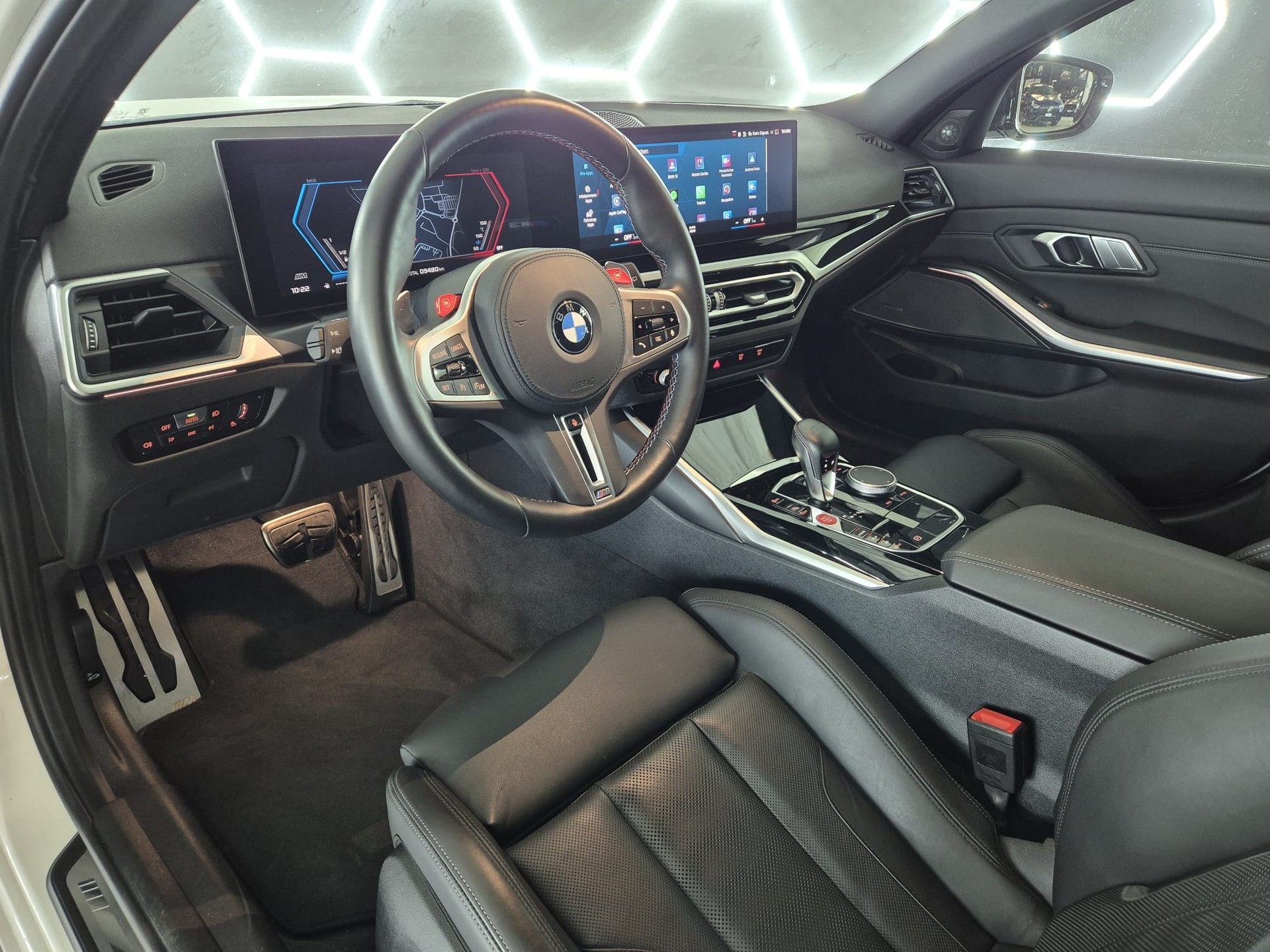 BMW M3 Touring xDrive Competition M-image-28