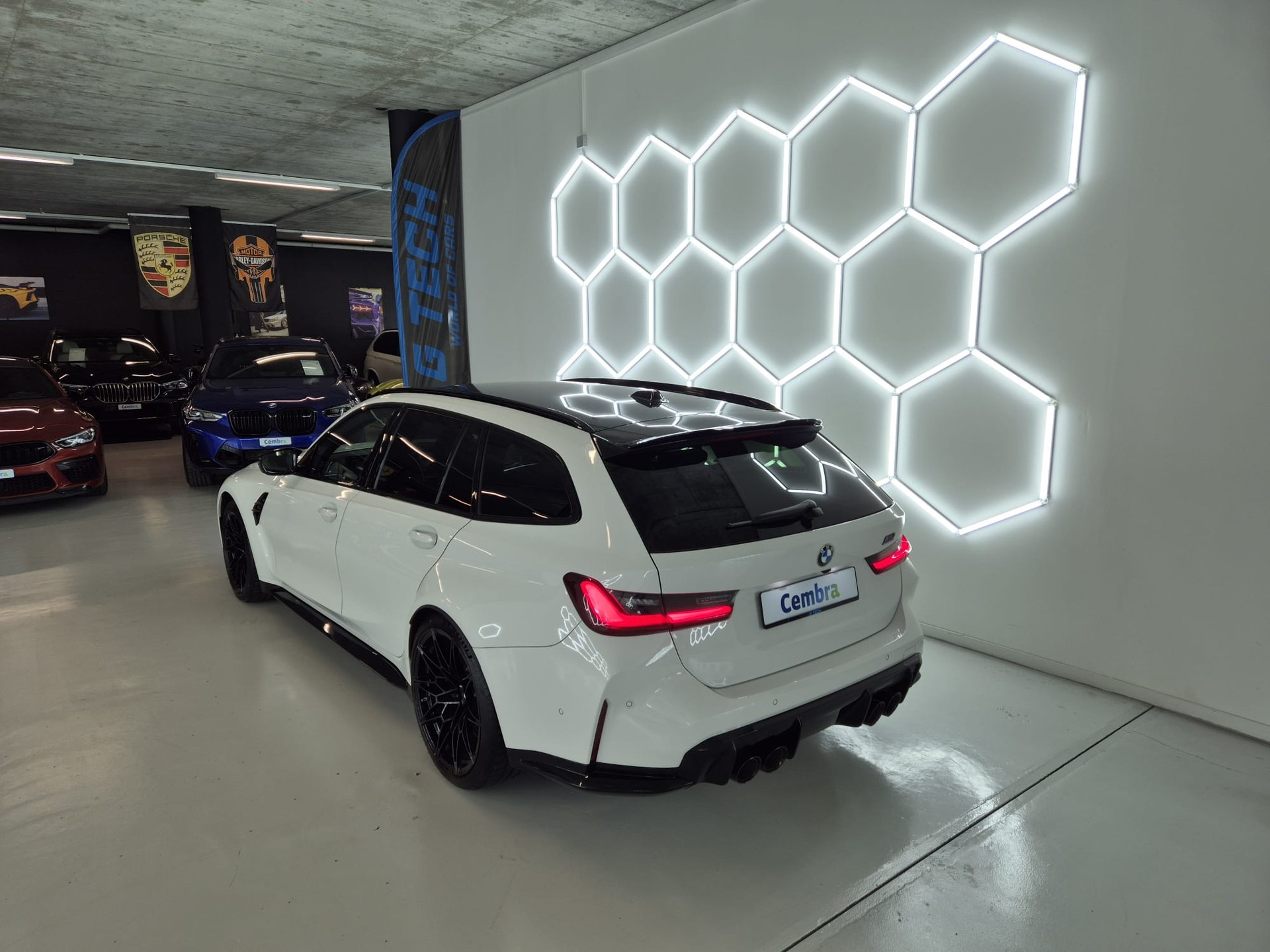 BMW M3 Touring xDrive Competition M-image-3