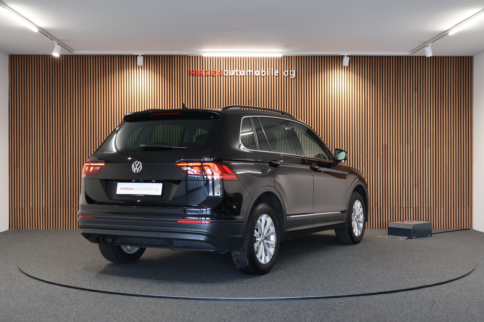 VW Tiguan 1.4TSI Comfortline 4Motion DSG-image-4