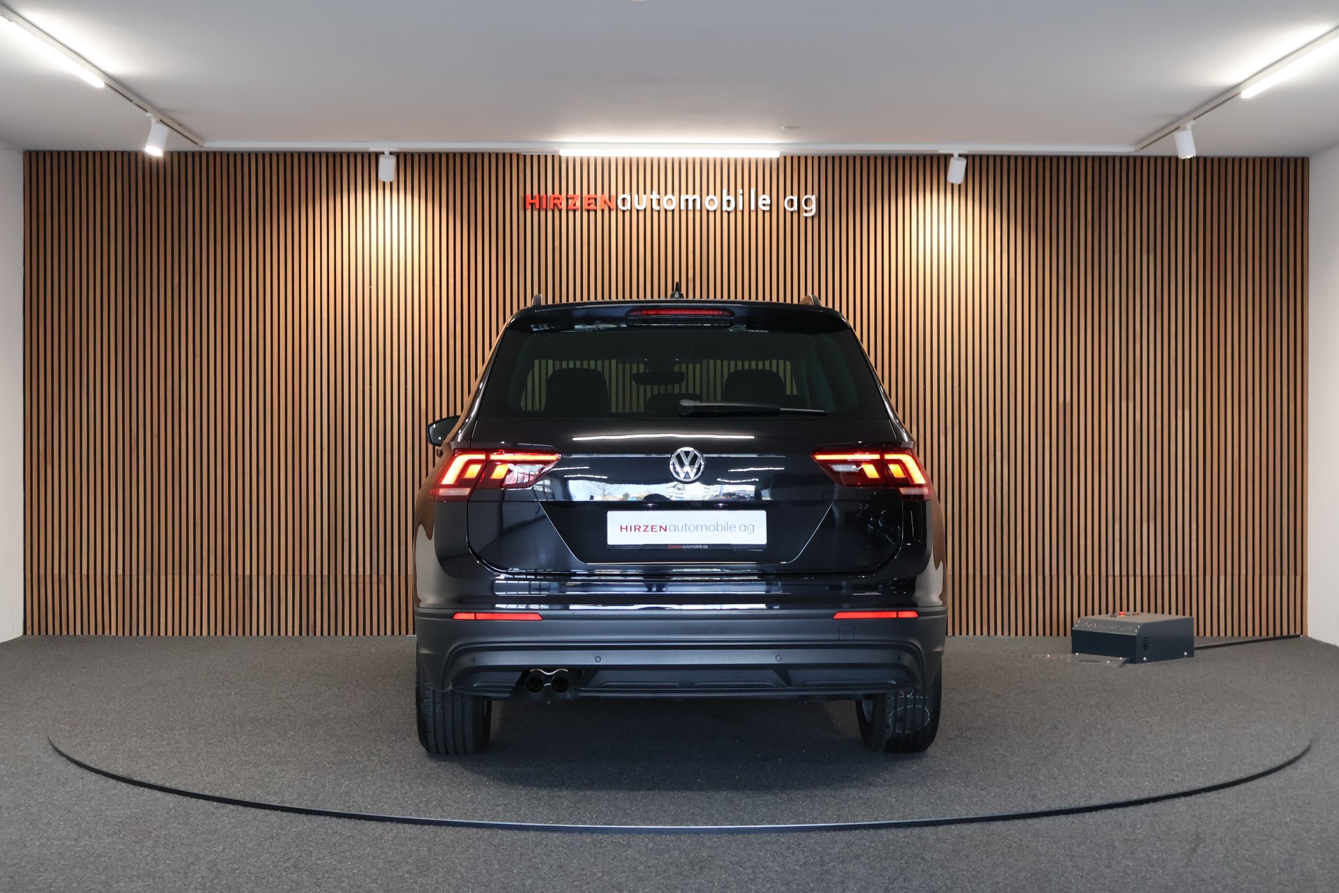 VW Tiguan 1.4TSI Comfortline 4Motion DSG-image-3