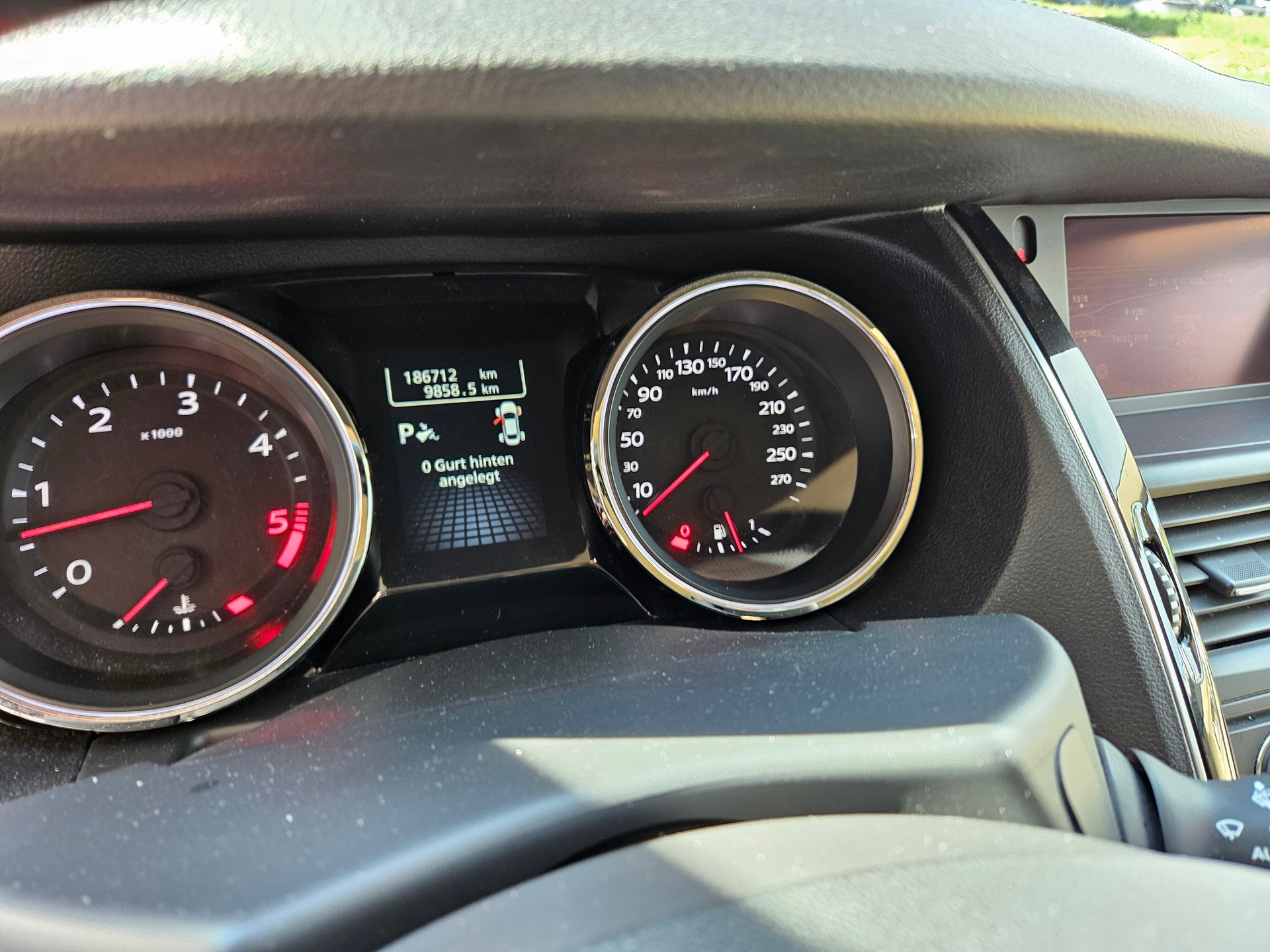 RENAULT Latitude 3.0 dCi Initiale active-shift-image-8