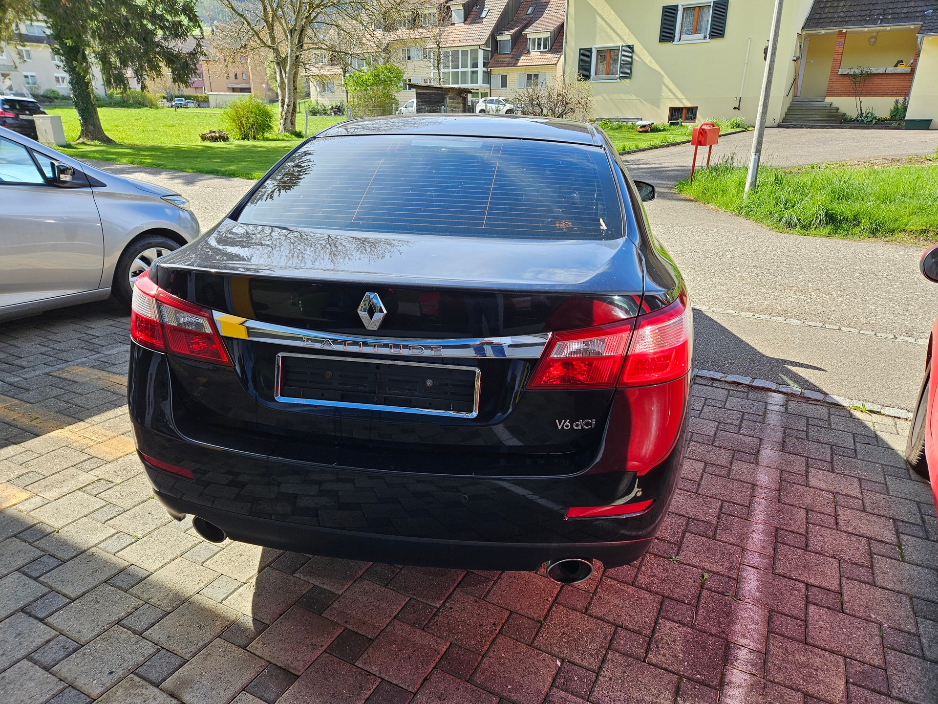 RENAULT Latitude 3.0 dCi Initiale active-shift-image-4
