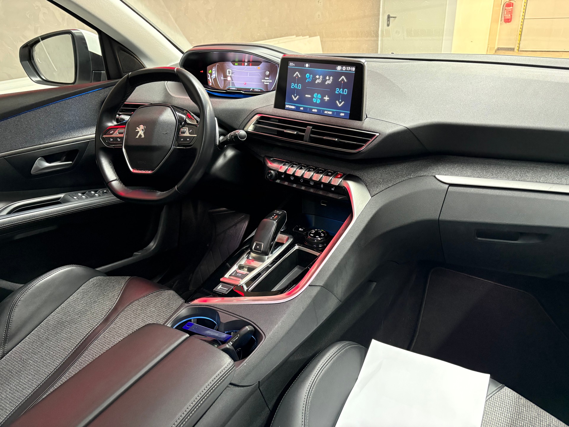 PEUGEOT 3008 1.6 THP Allure EAT-image-7