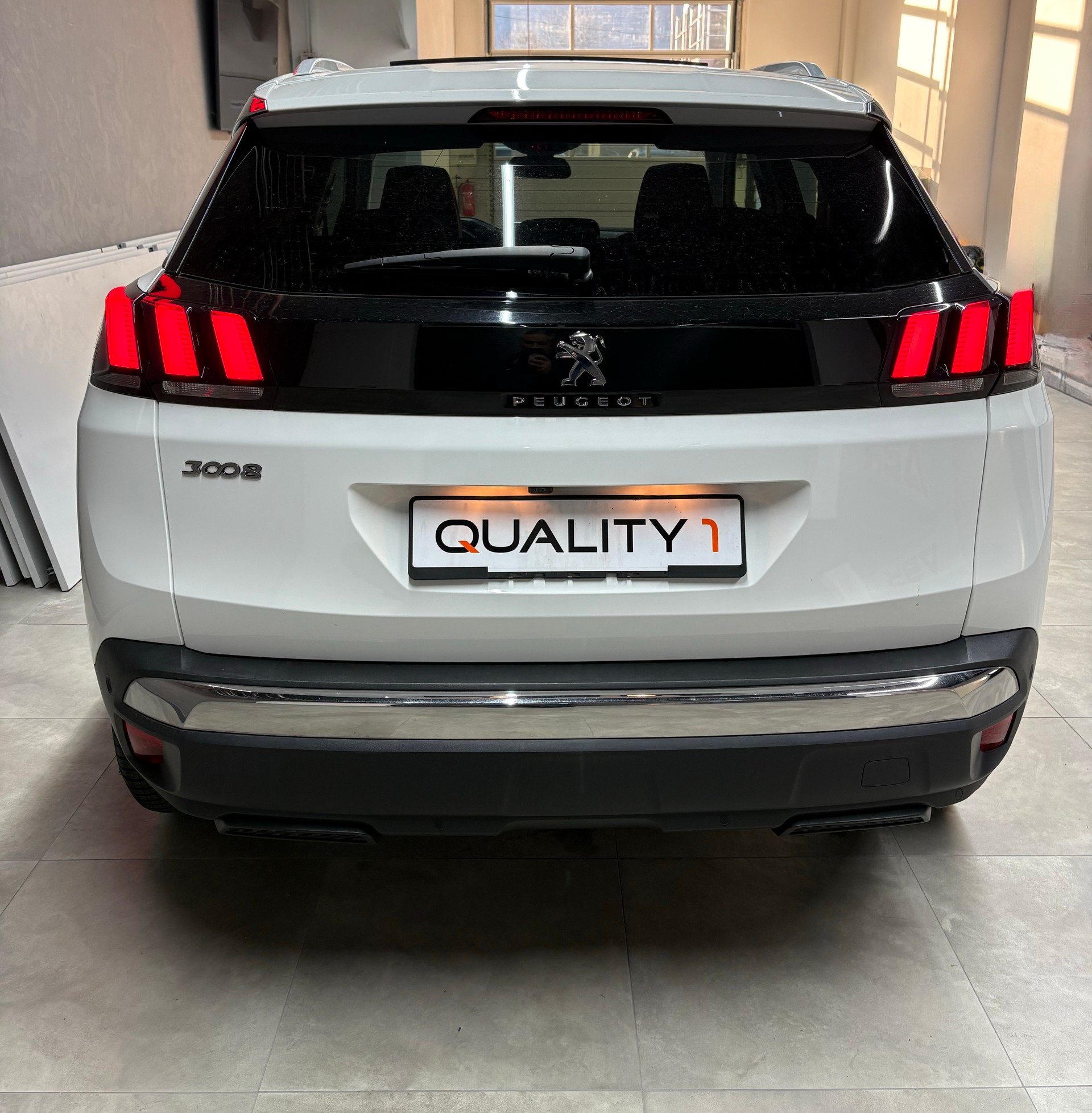 PEUGEOT 3008 1.6 THP Allure EAT-image-5